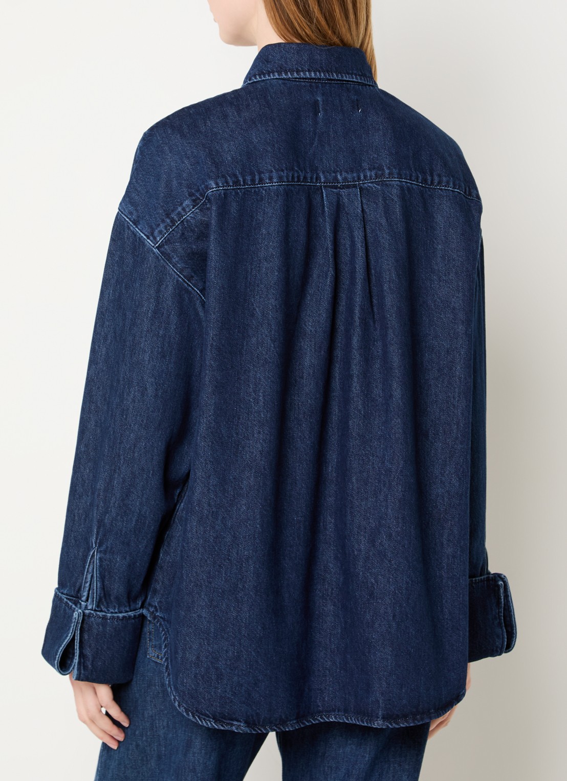 Selected Mella-Bora oversized blouse van denim  met borstzak - achterkant royalblauw