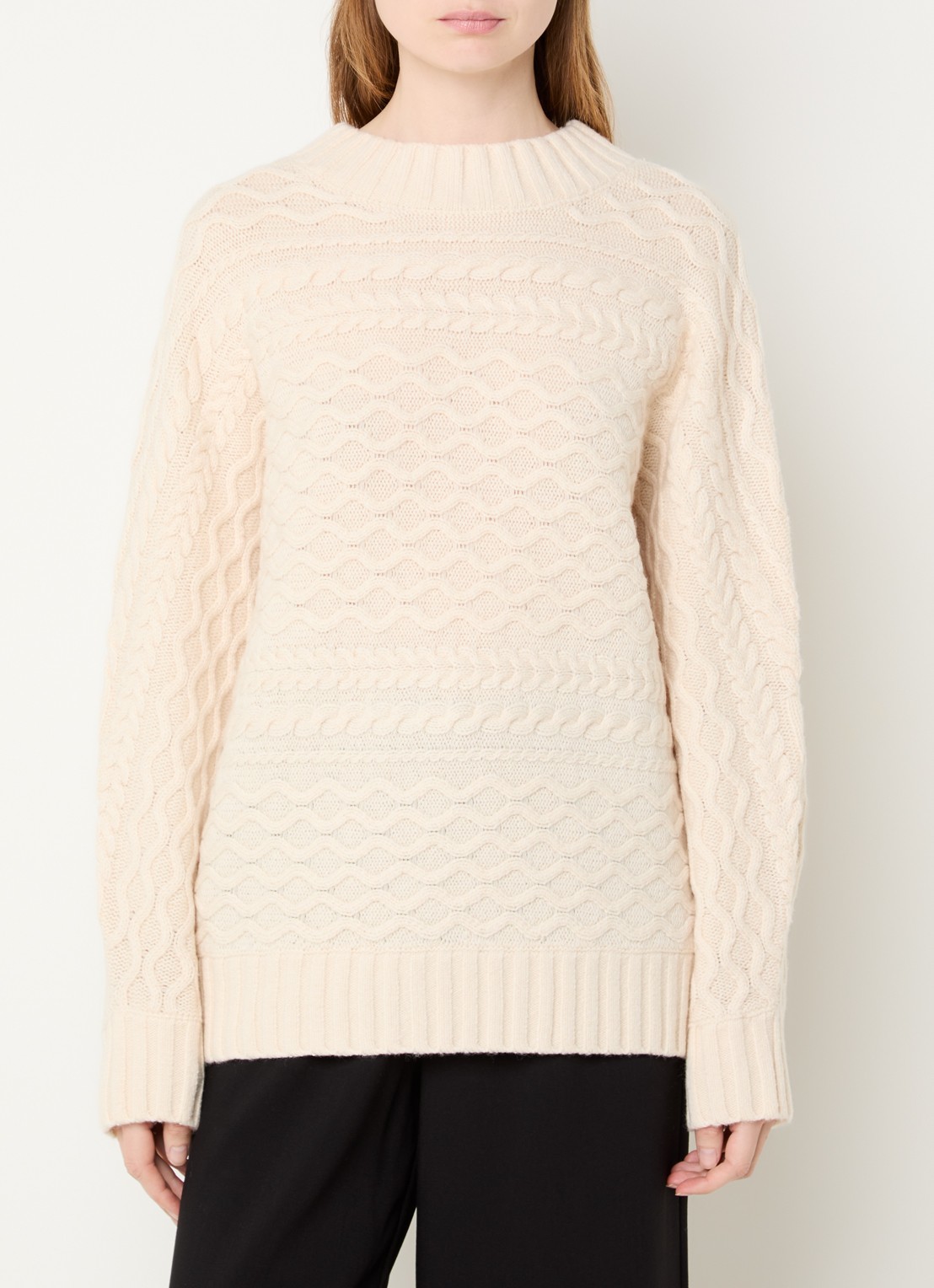 Selected Nelly kabelgebreide trui in wolblend - detail creme