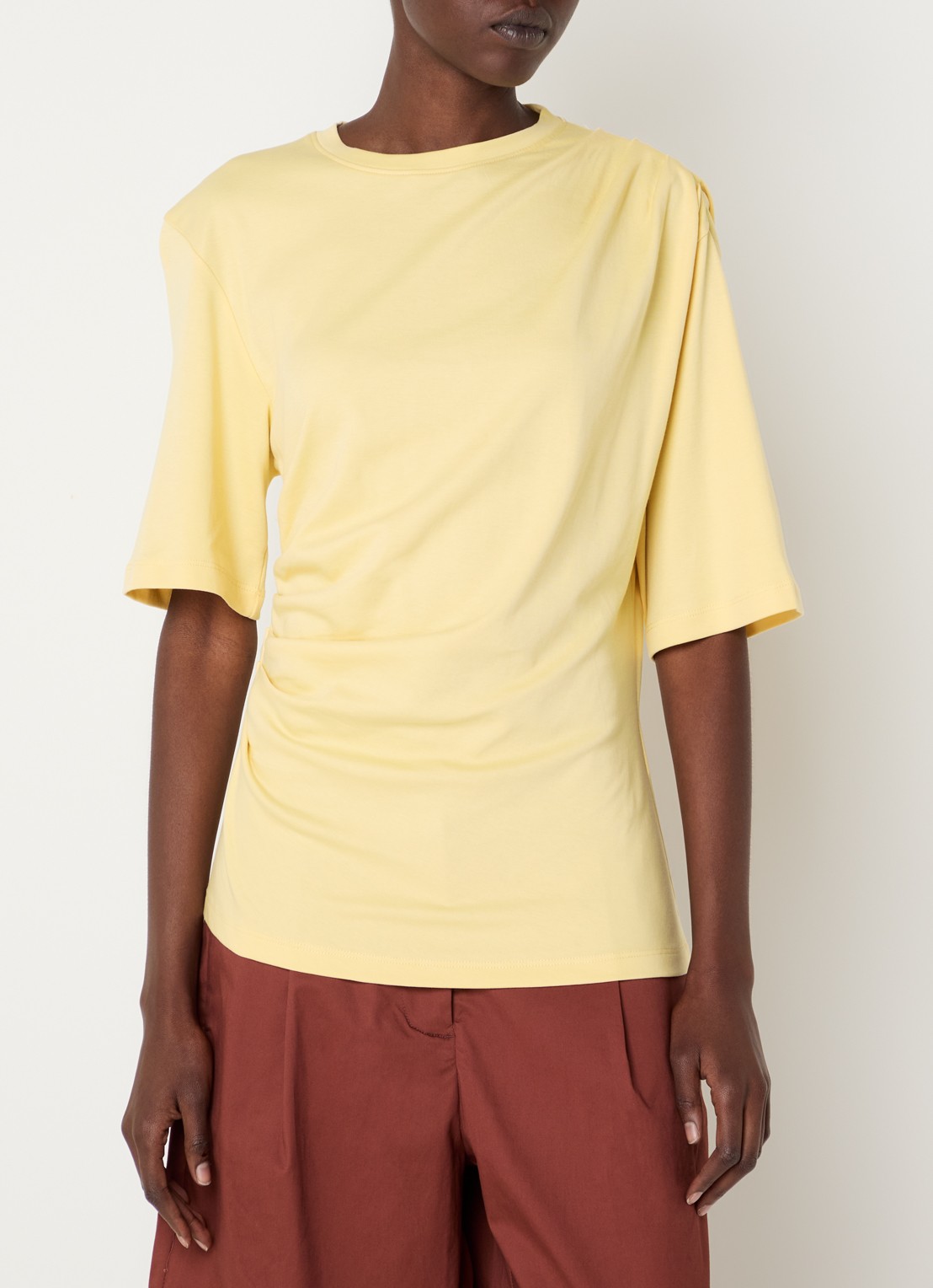 Selected Oline T-shirt met plooidetail en asymmetrische zoom - detail 4 lichtgeel