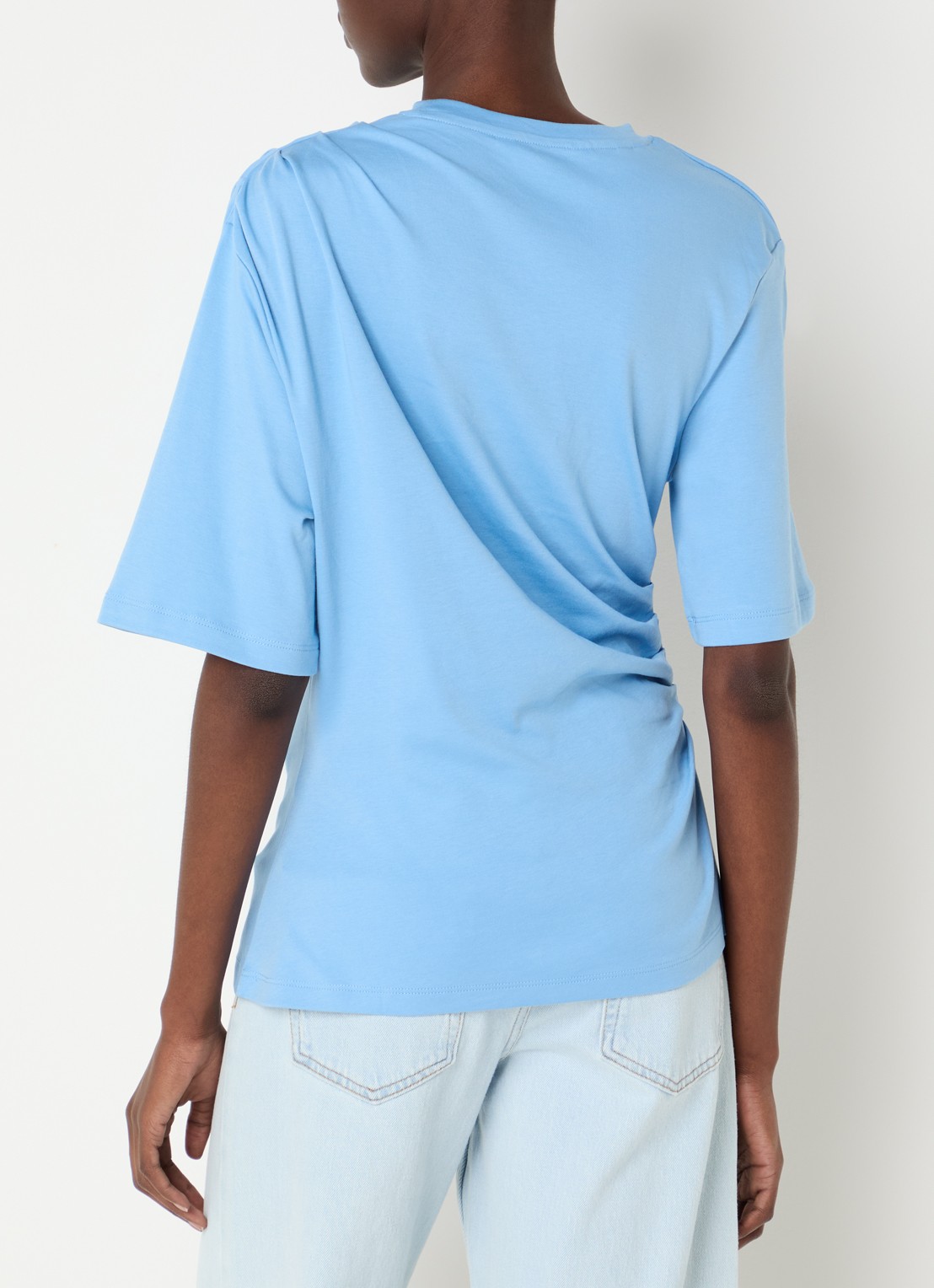 Selected Oline T-shirt met plooidetail en asymmetrische zoom - achterkant 4 lichtblauw