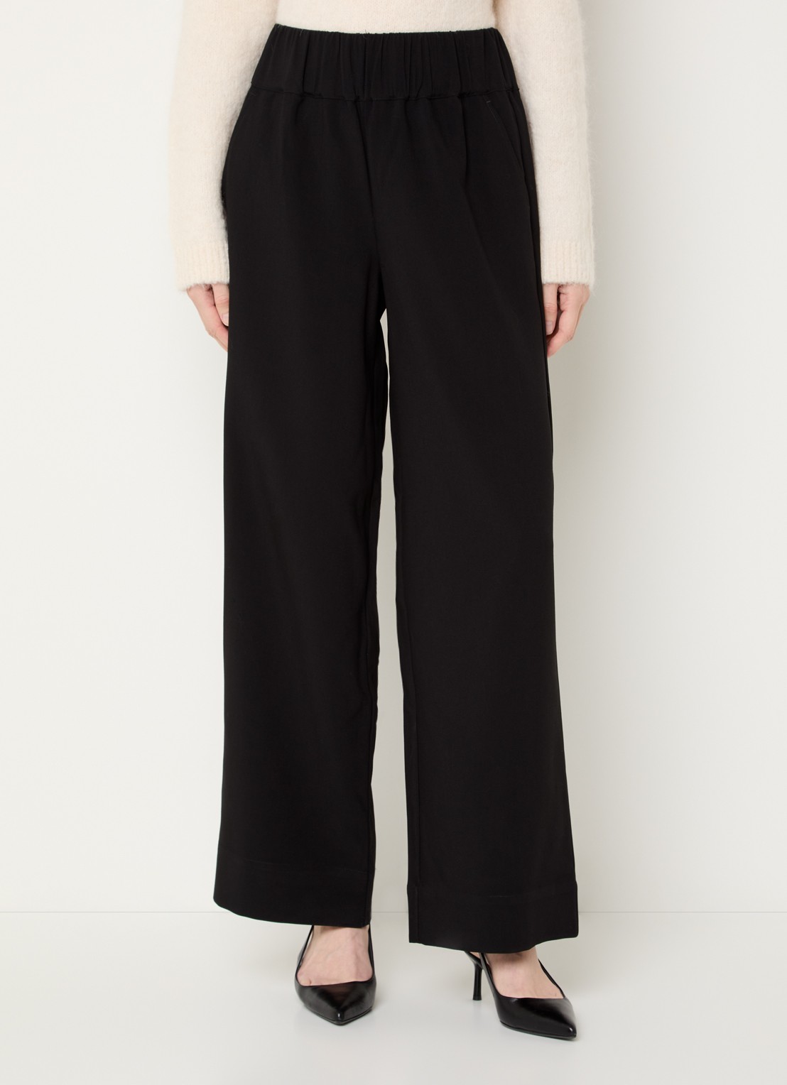 Selected Patricia mid waist wide fit pantalon met steekzakken - detail 4 zwart