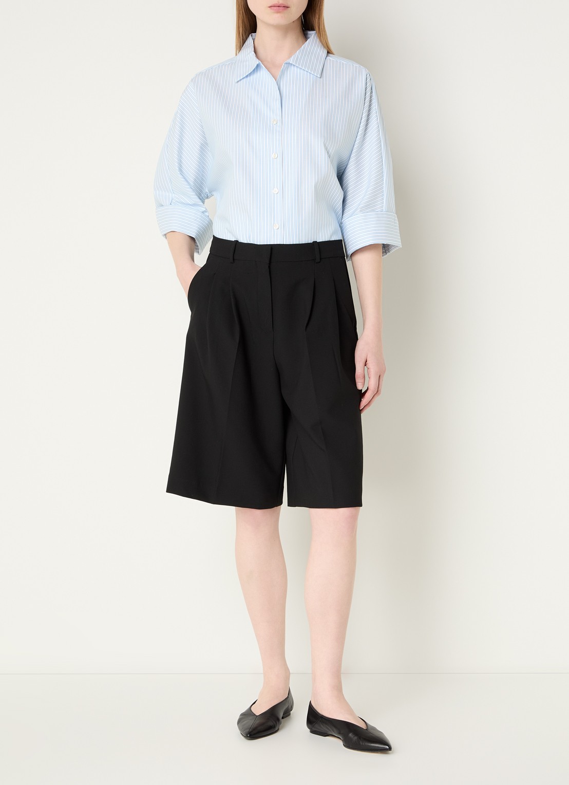 Selected Rita high waist wide fit korte broek met steekzakken - voorkant 3 zwart