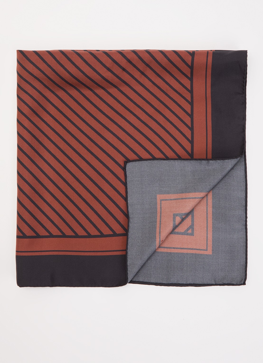 Selected Sara sjaal van zijde met print 60 x 60 cm  - voorkant 3 donkerrood