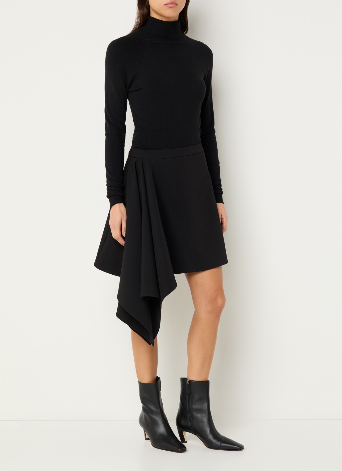 Selected Sylvie minirok met gedrapeerd detail - voorkant 3 zwart