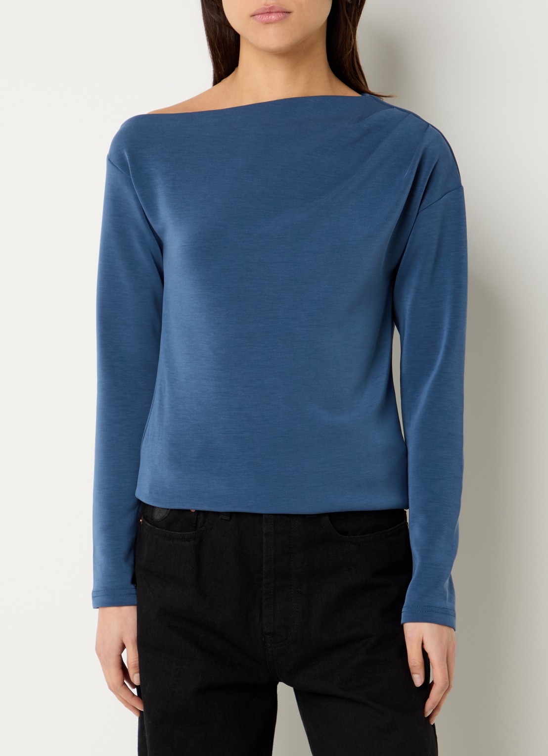 Selected Tenny off shoulder top met asymmetrische hals - detail 3 staalblauw