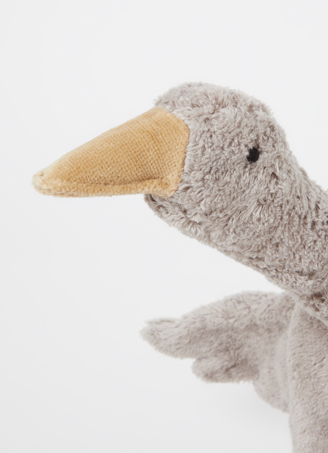Senger Naturwelt Cuddly animal Goose small knuffel met warmtekussen 37 cm - detail 3 zand