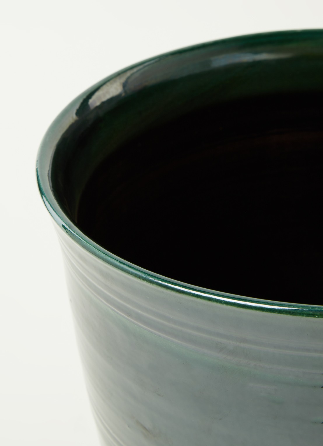 Serax Lines sierpot voor binnen - 30 cm  - detail groen