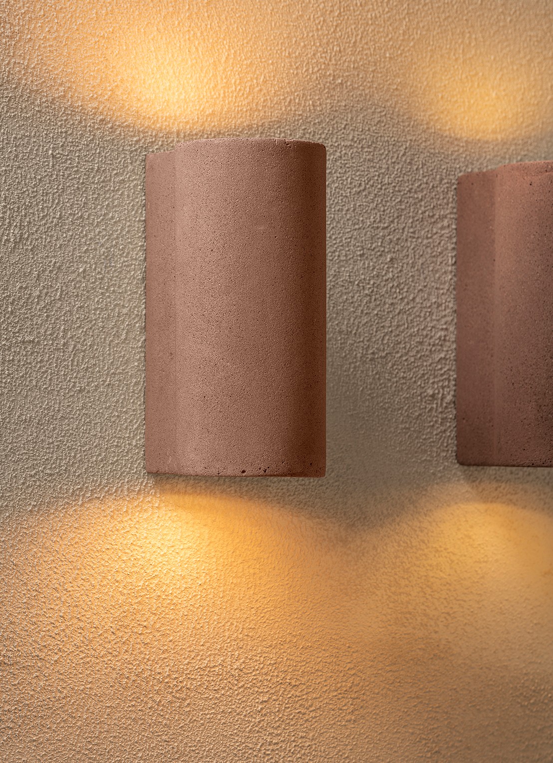 Serax Shape wandlamp 11,5 cm - detail 5 donkerrood