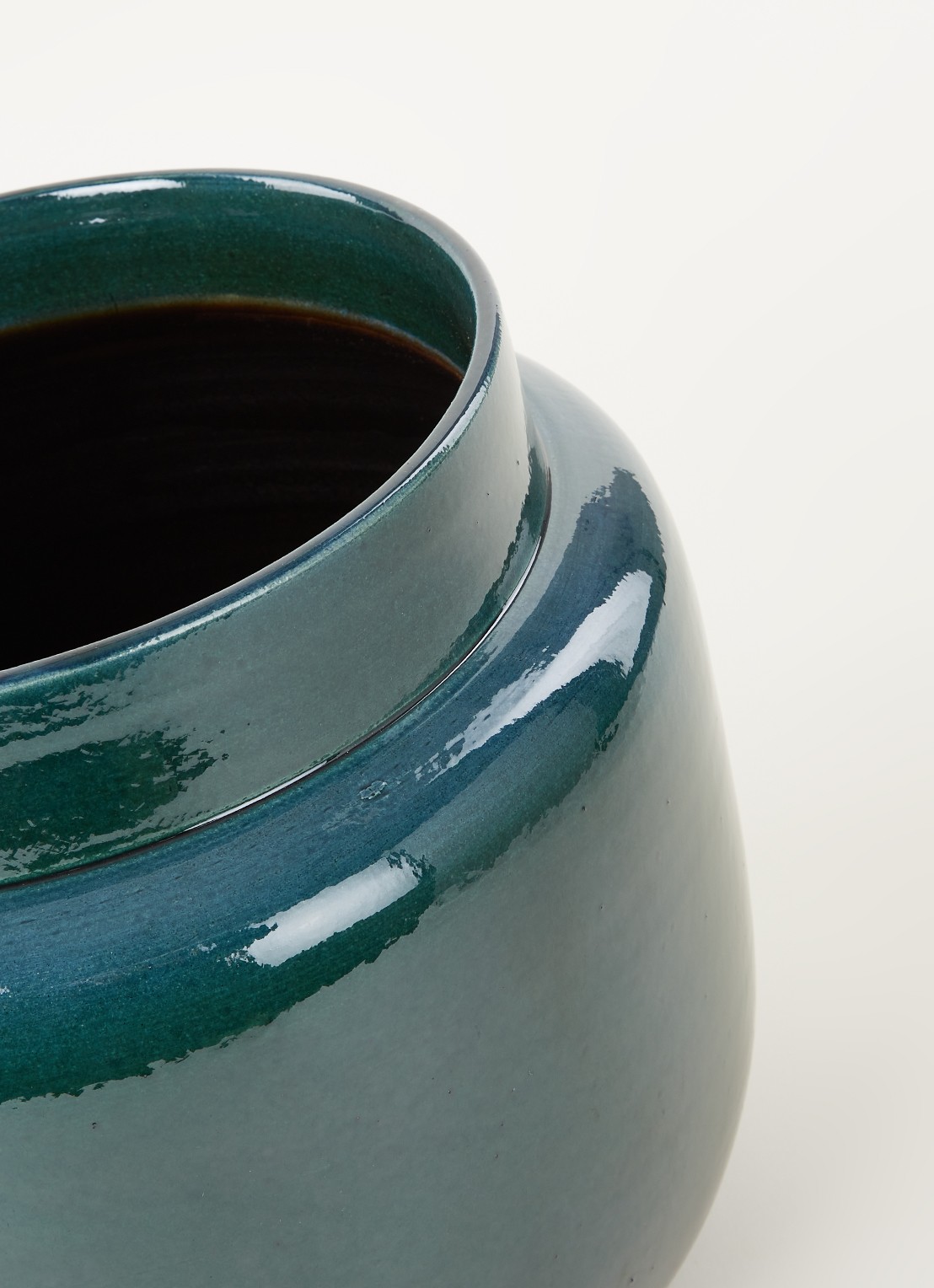 Serax Sierpot L van keramiek voor binnen Ø32 cm - detail groen