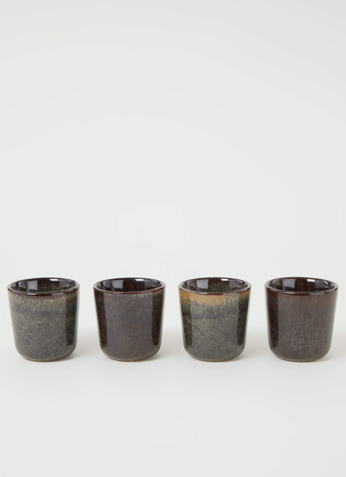 Serax Surface espressokopje 8 cl set van 4 - voorkant 2 donkerbruin