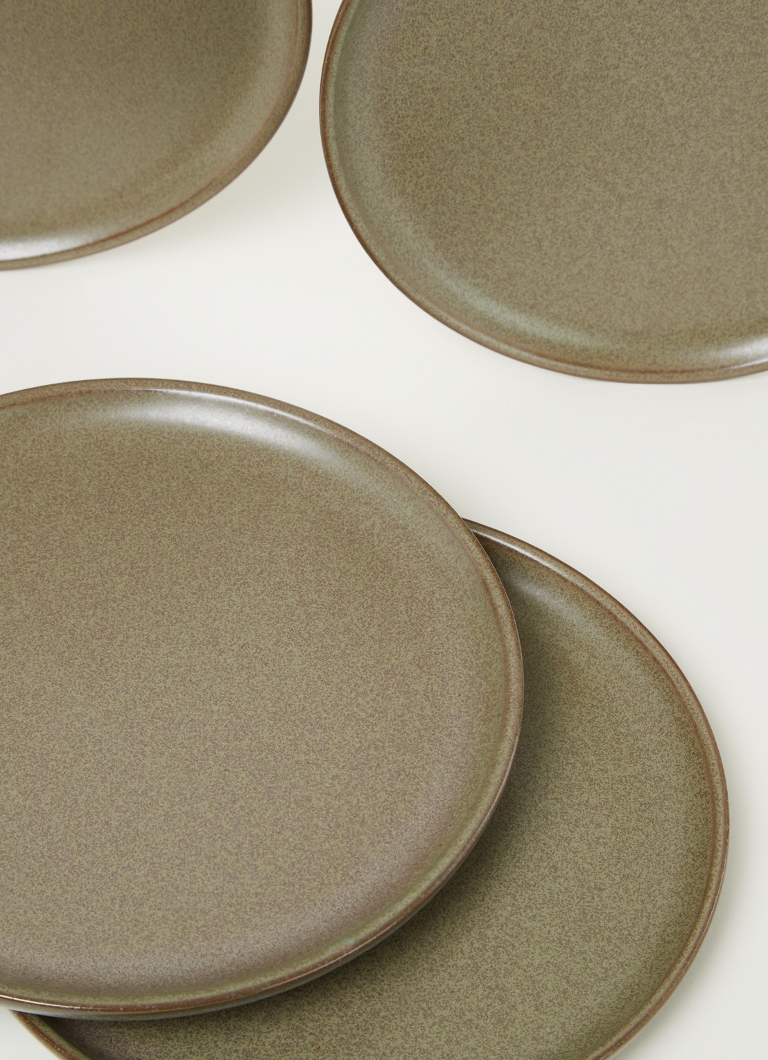 Serax Surface ontbijtbord 21 cm set van 4 - detail olijfgroen