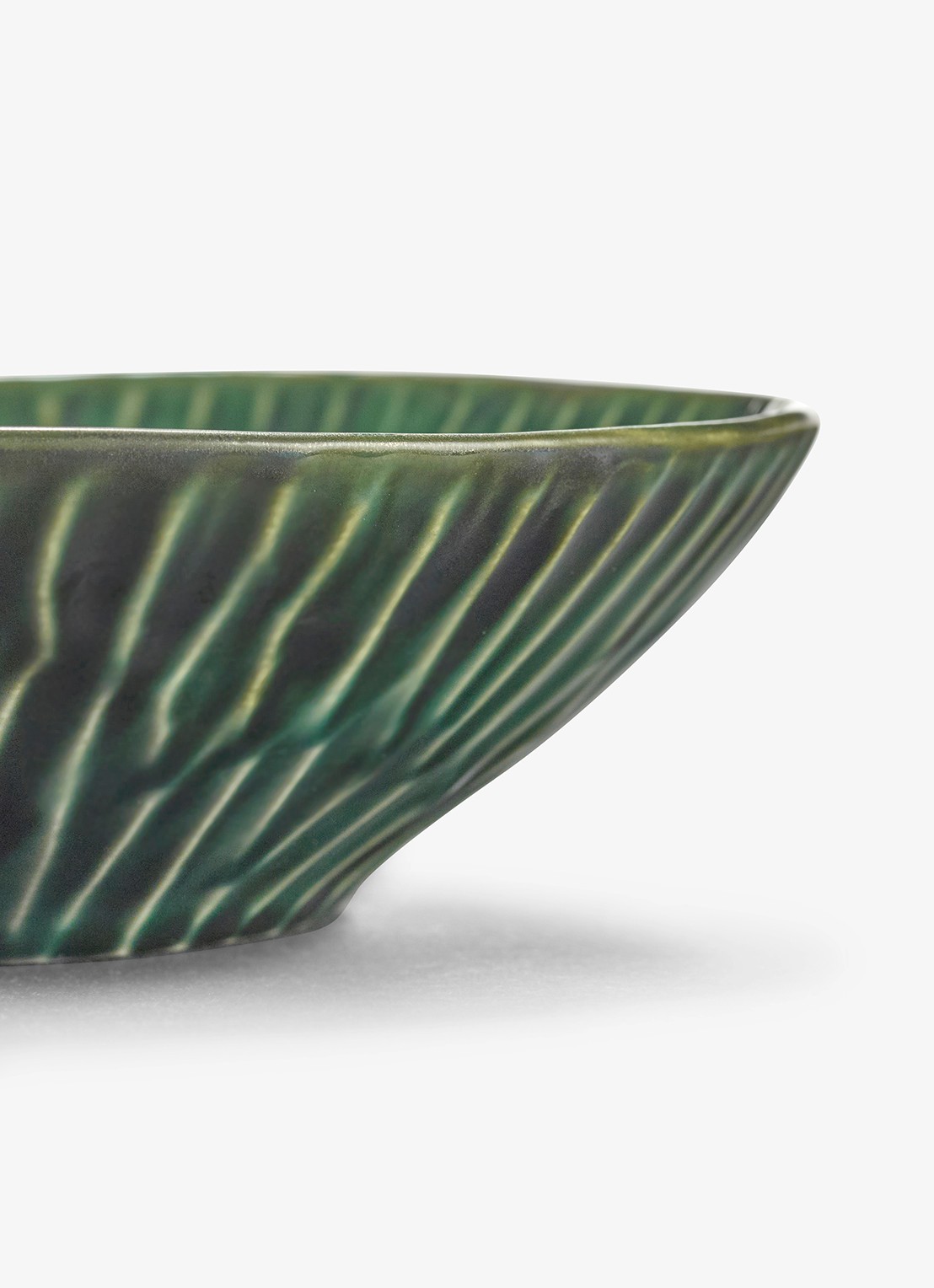 Serax Verde Lanza diep bord 26 cm - detail 3 lindegroen