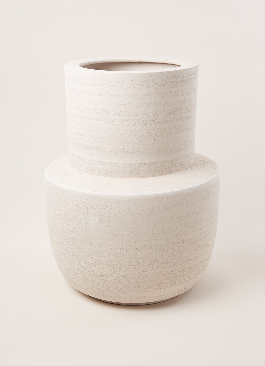 Serax Volumes vaas 47 cm - voorkant 3 beige