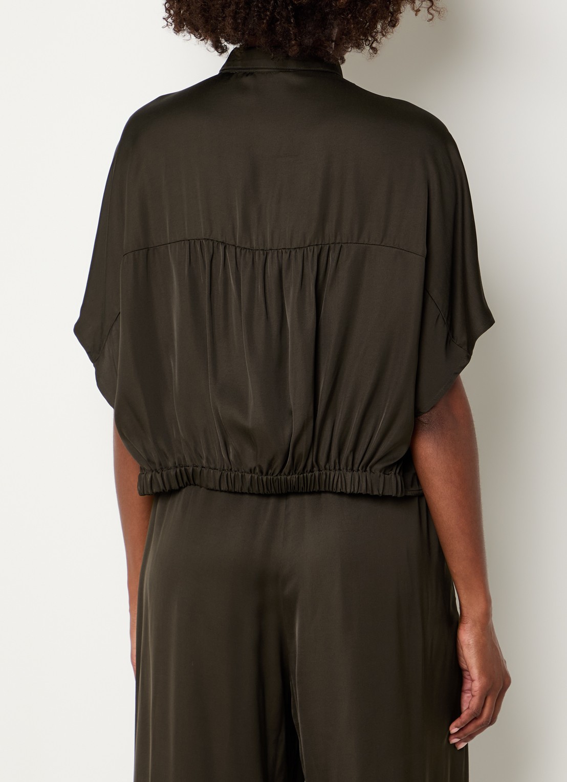 Sessùn Alfassa blouse van satijn - achterkant 4 bronsgroen