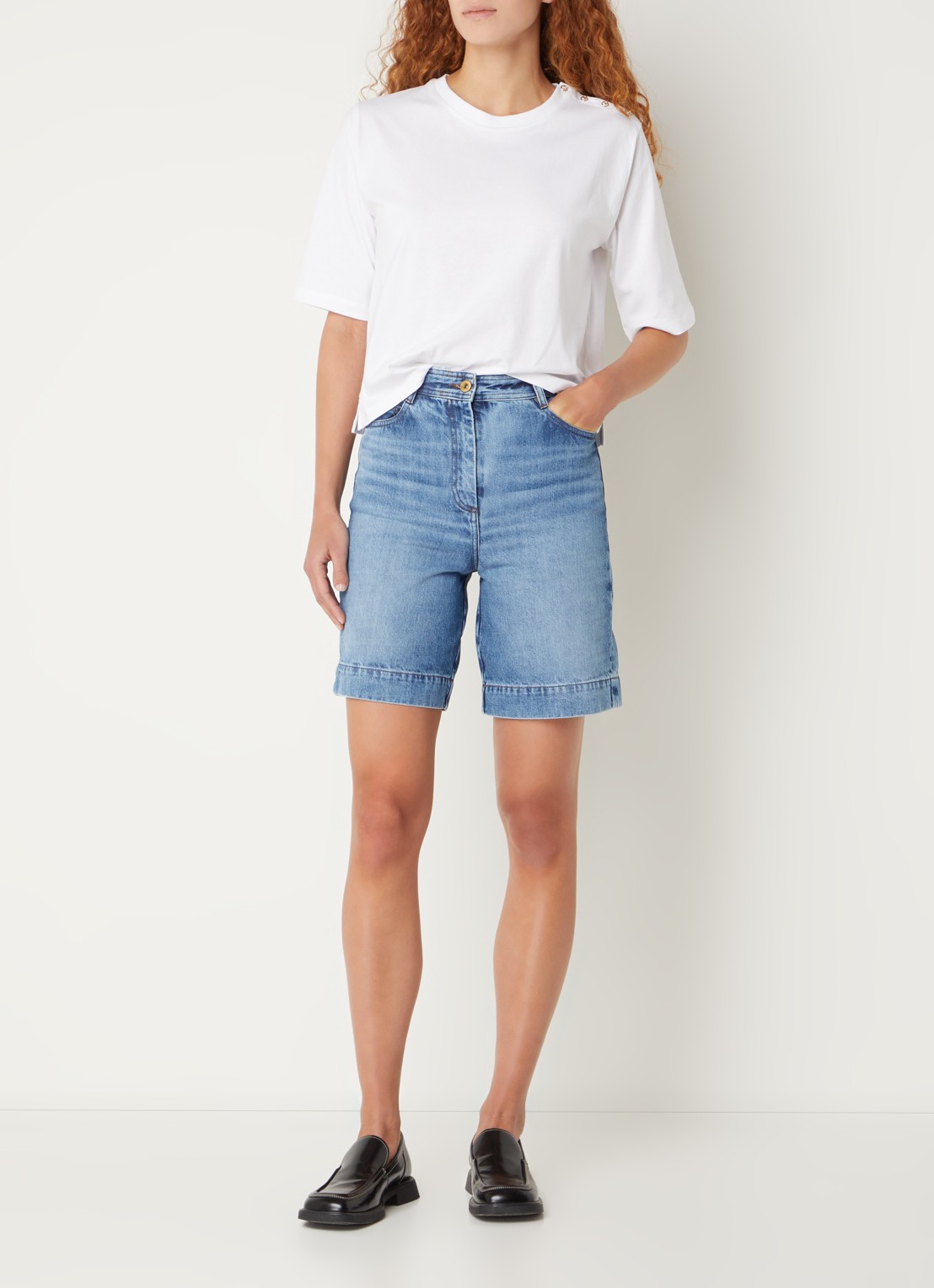 Sessùn Bermucap high waist straight fit korte broek met medium wassing - voorkant 2 indigo