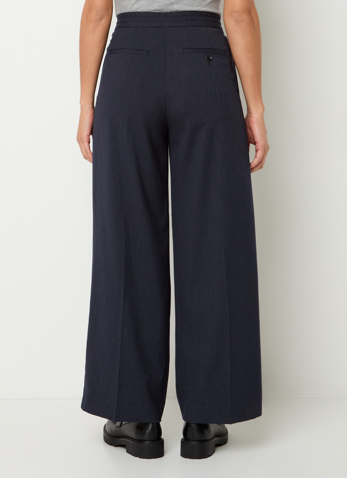 Sessùn High waist wide fit pantalon met plooidetail en krijtstreep - achterkant donkerblauw
