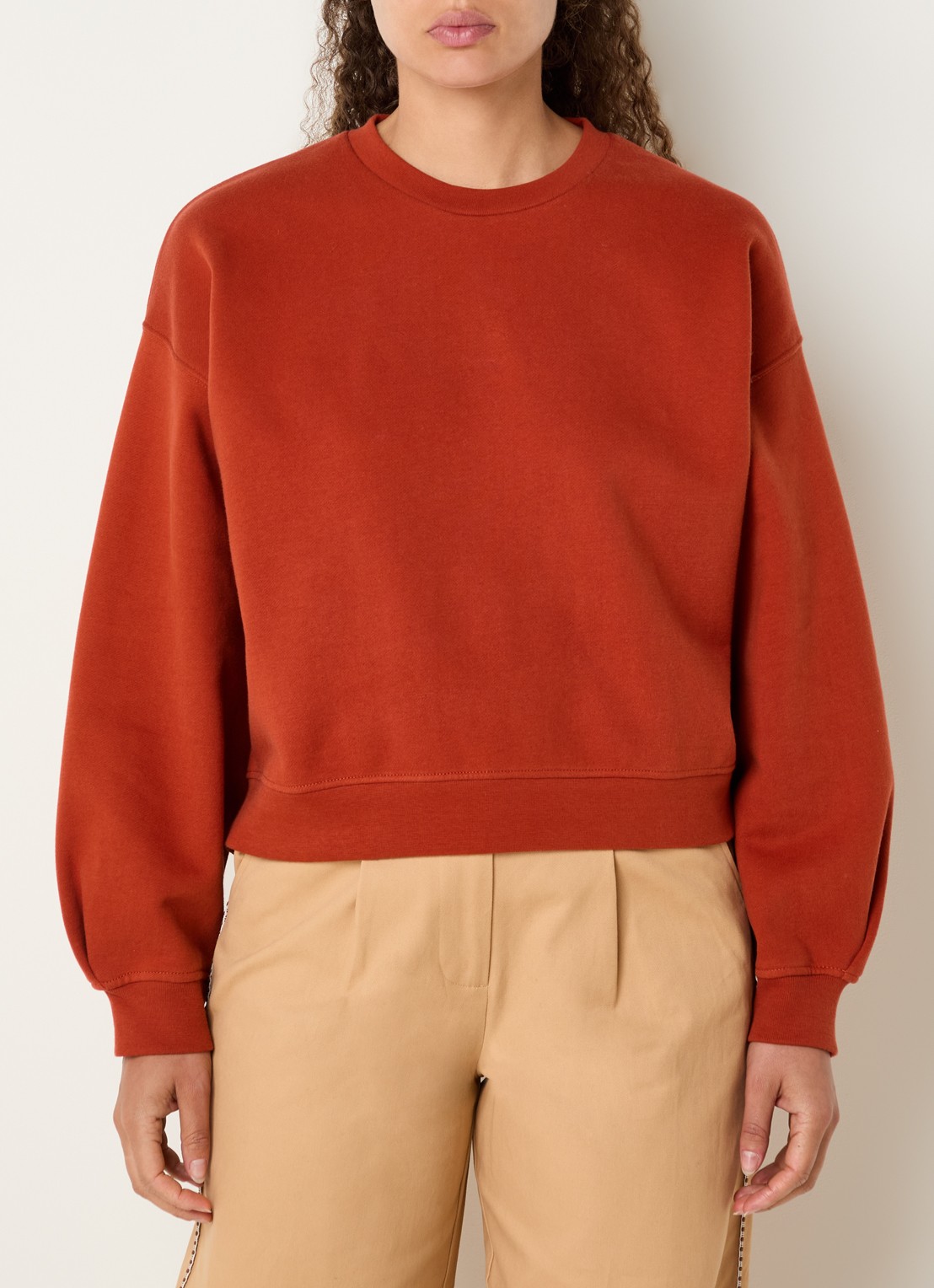 Sessùn Inea sweater met ronde hals - detail 3 steenrood