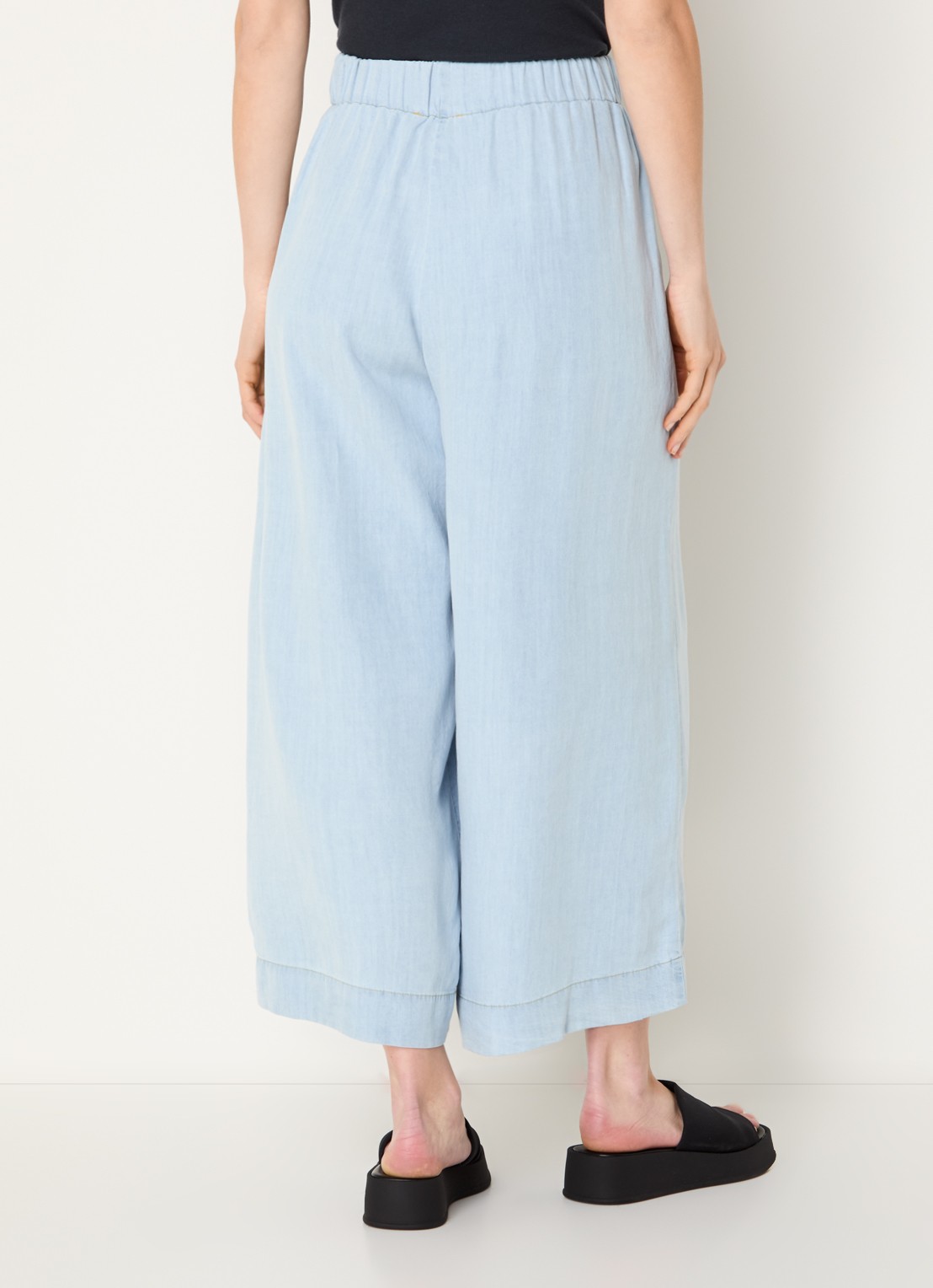 Sessùn Islanim high waist cropped broek van chambray - achterkant lichtblauw