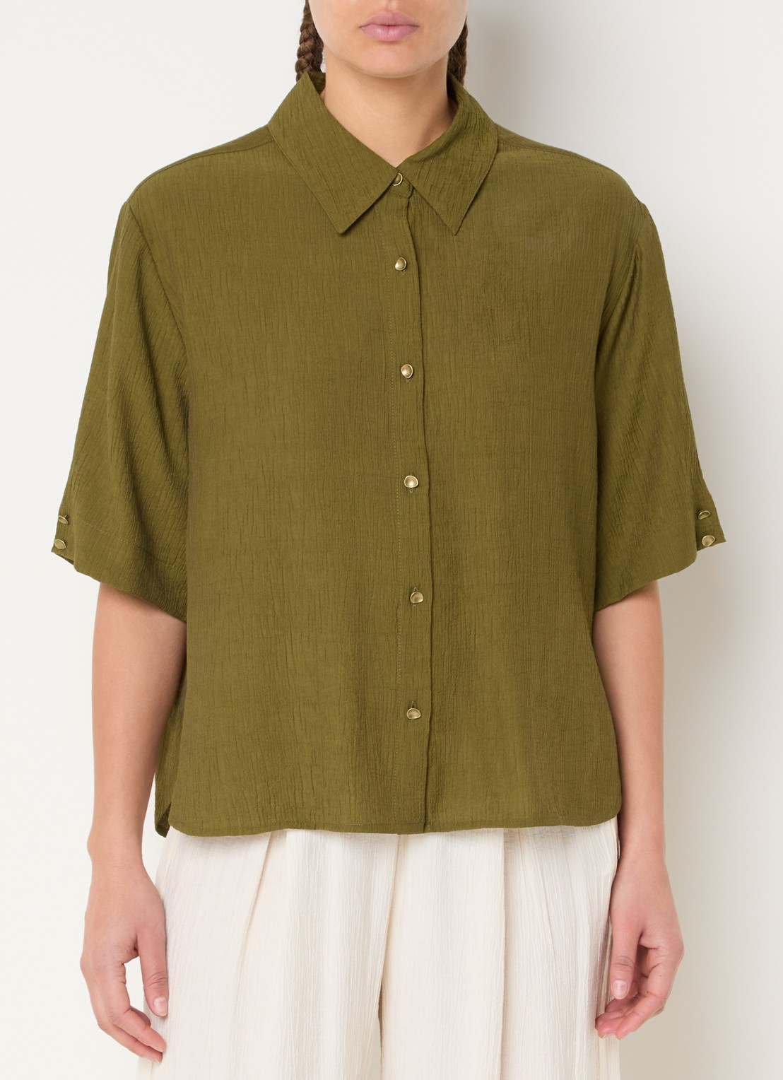 Sessùn Kalya blouse met structuur - detail 4 mosgroen
