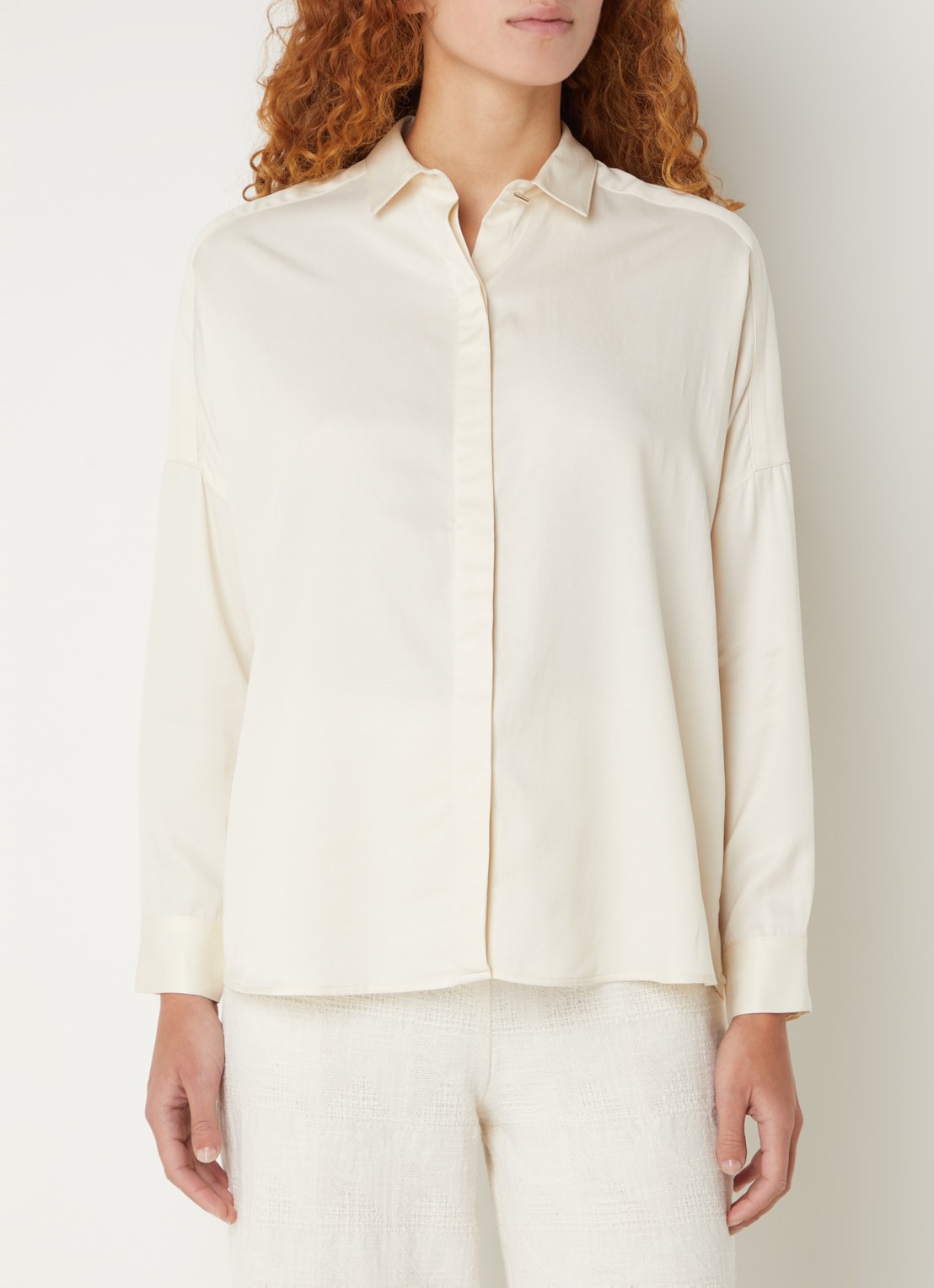 Sessùn Lady D blouse met blinde knoopsluiting - detail 4 creme