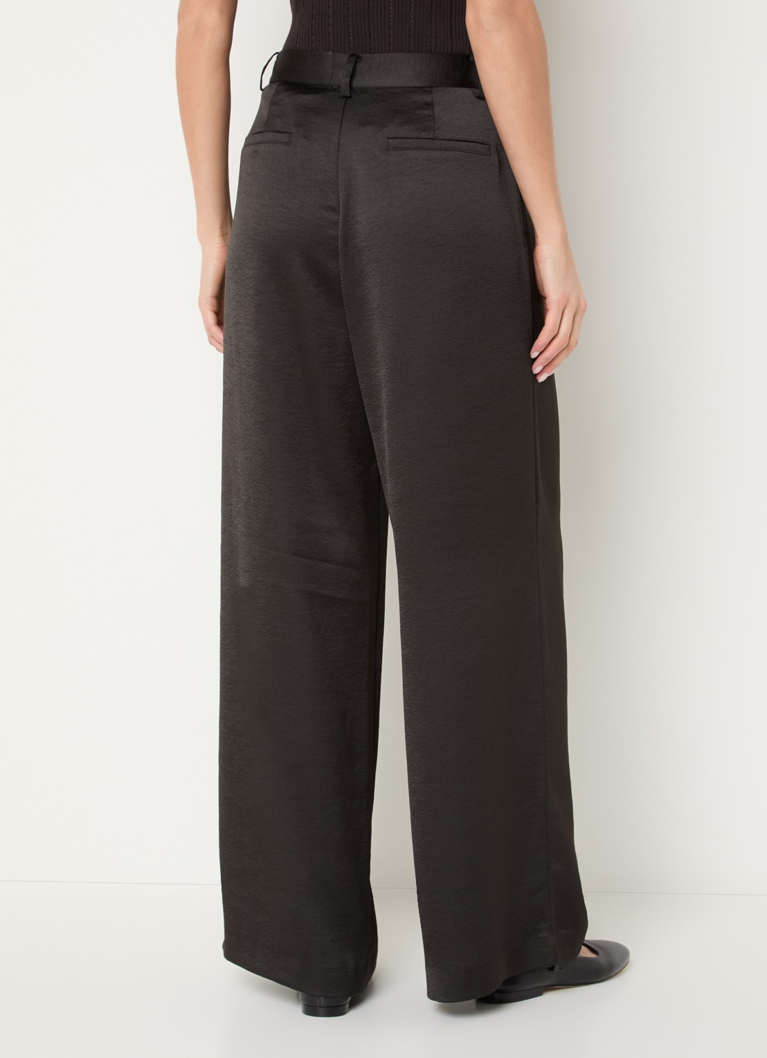 Sessùn Provenco high waist wide leg pantalon met glanzende finish  - achterkant donkerbruin