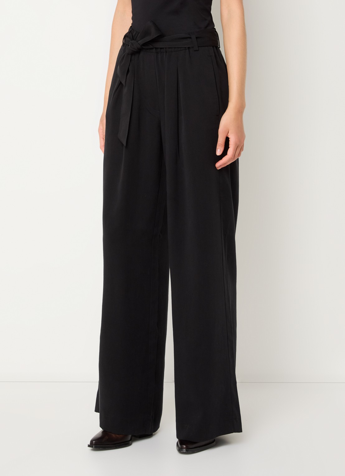 Sessùn Rim high waist wide fit pantalon  met strikceintuur - detail zwart