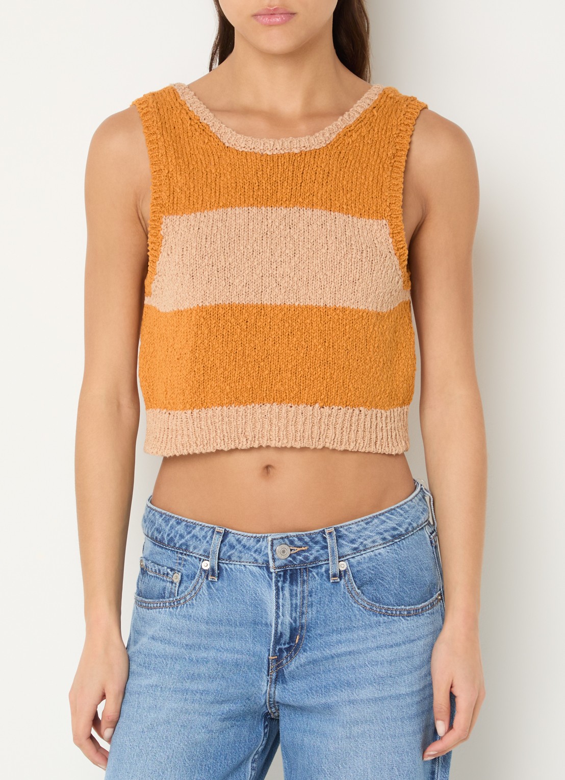 Sessùn Saolo grofgebreide crop top met streepprint - detail 4 okergeel