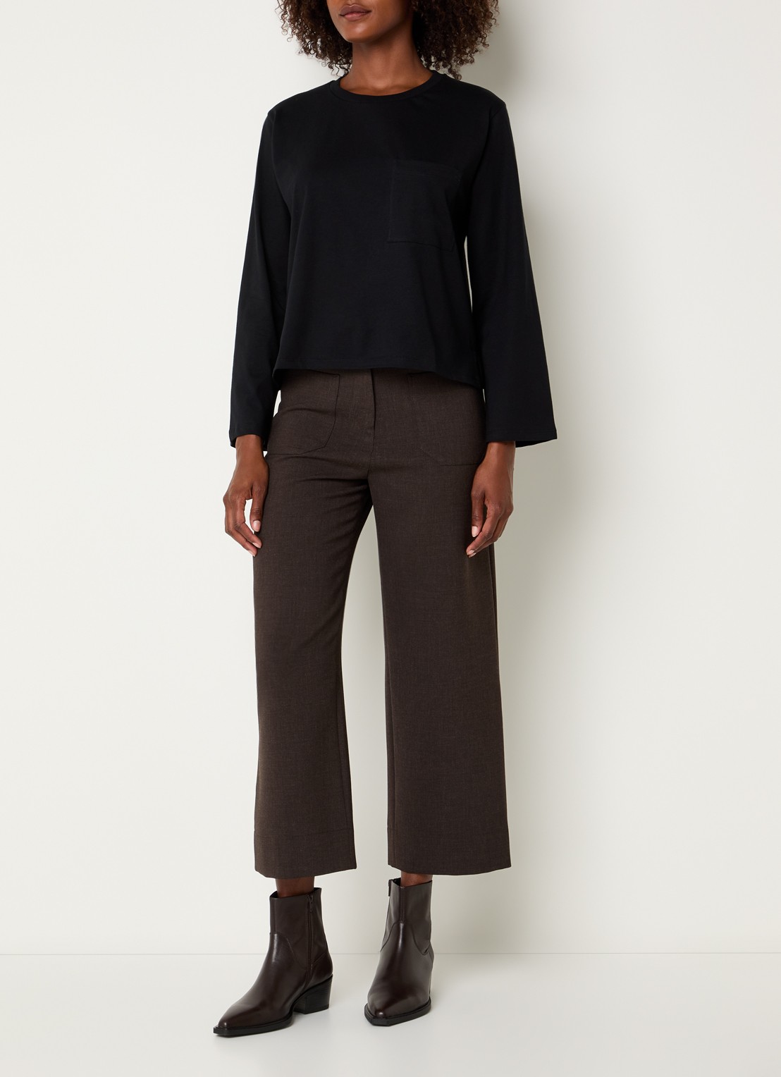 Sessùn Severiano long sleeve met borstzak - voorkant 4 zwart