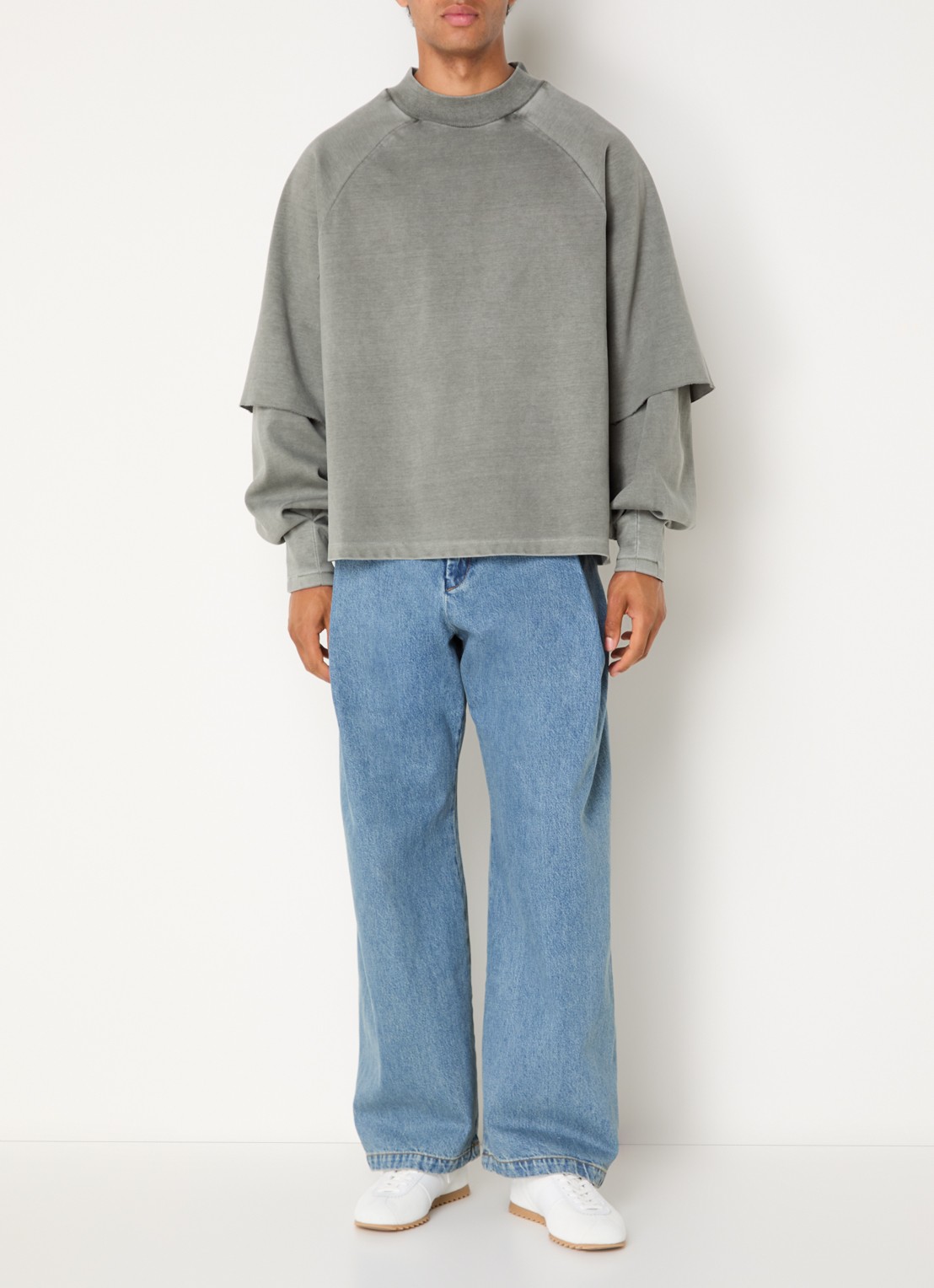 Seventh Raglan sweater met ronde hals - voorkant 3 olijfgroen