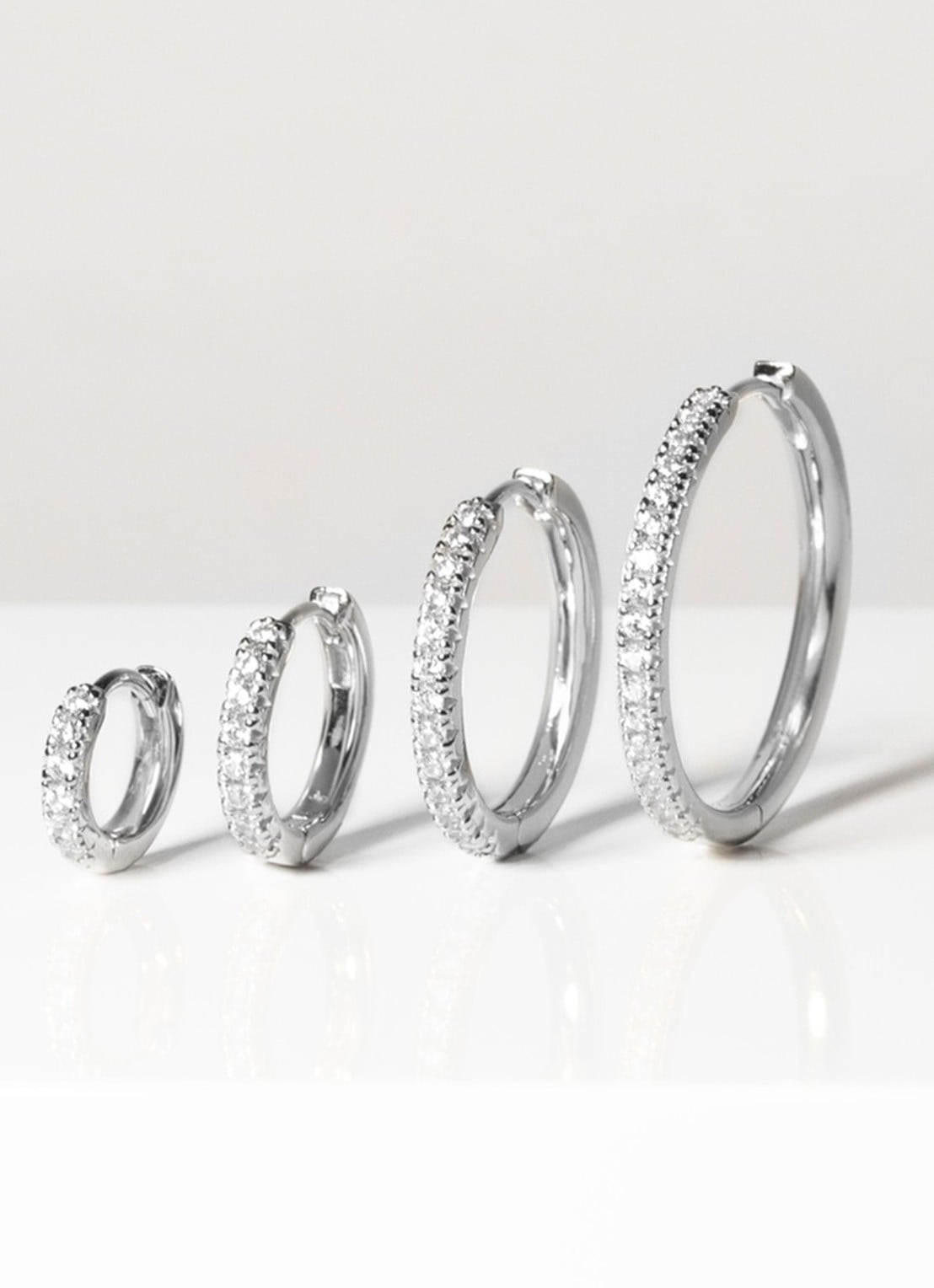 Sif Jakobs Ellera Grande oorringen van zilver  - detail 3 zilver