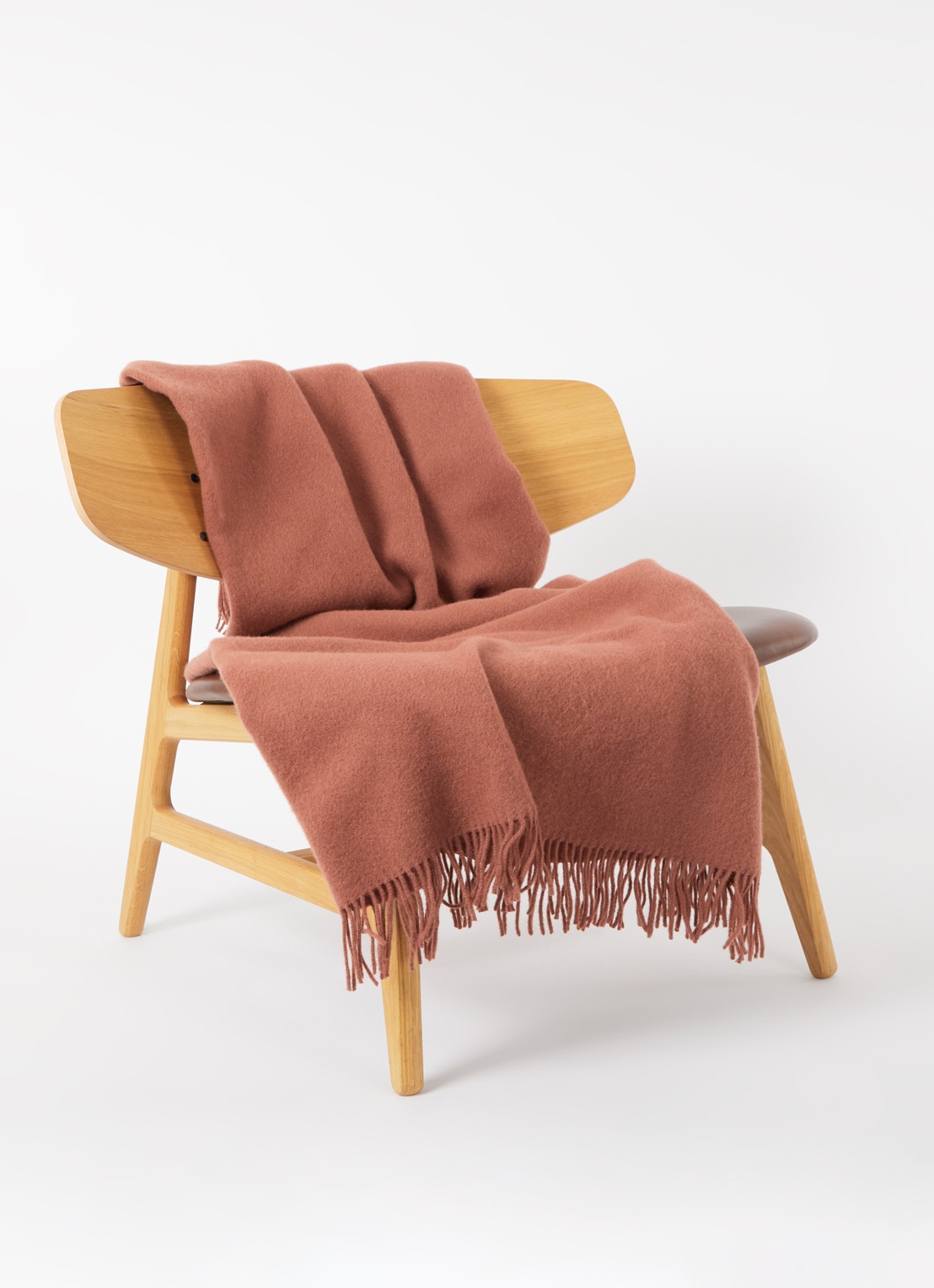 Silkeborg Uldspinderi Season plaid van wol 130 x 200 cm - voorkant 2 oranjebruin