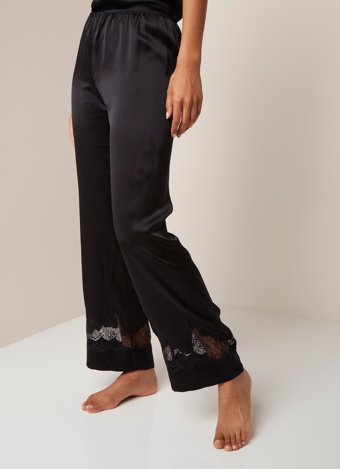 Simone Pérèle Nocture pyjamabroek in zijdeblend met kant - detail 4 zwart