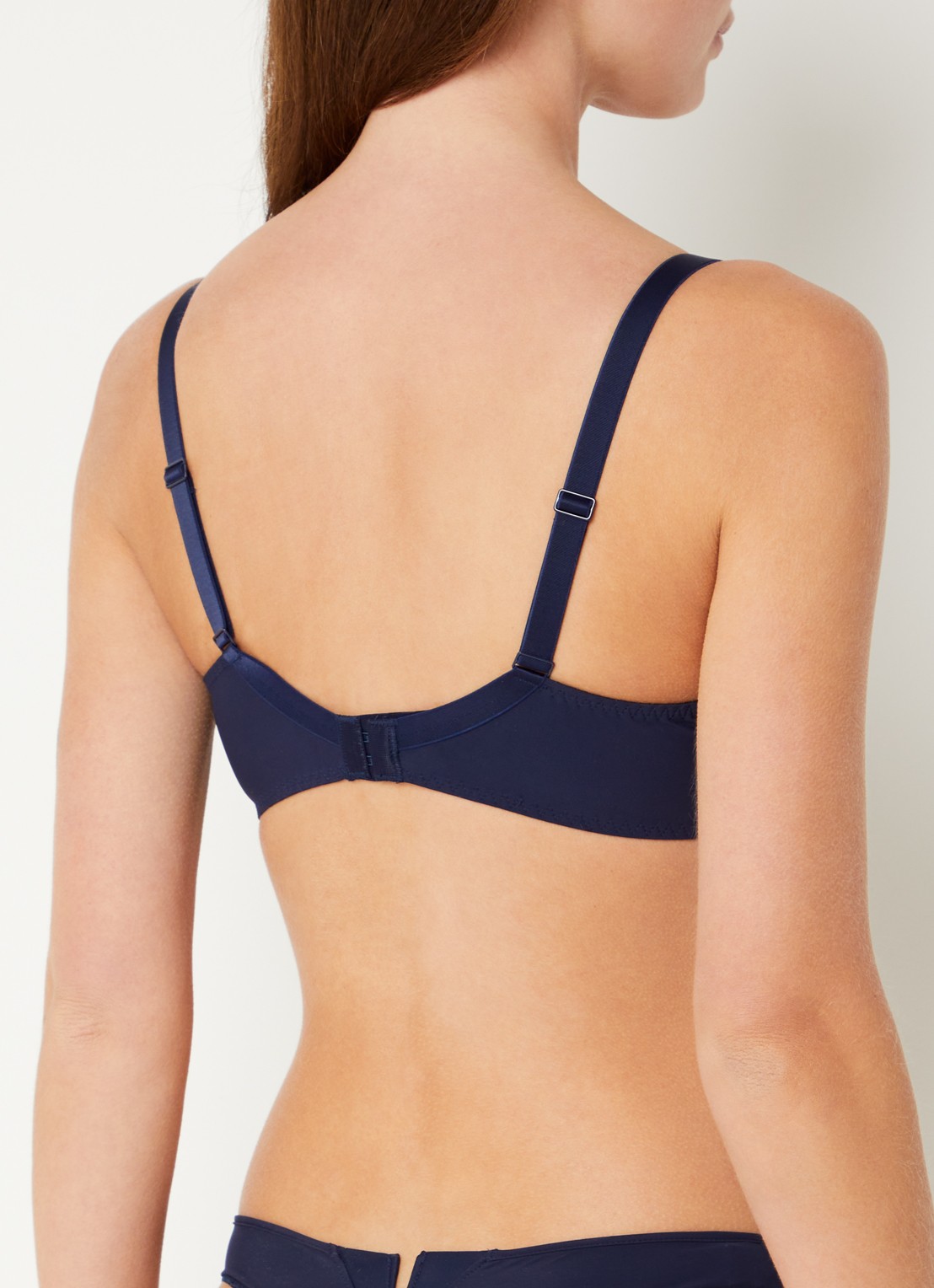 Simone Pérèle Saga plunge bh van mesh met borduring - achterkant 3 donkerblauw