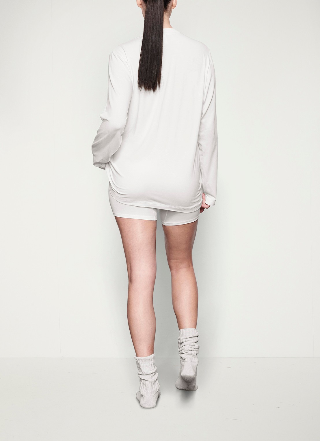 SKIMS Boyfriend oversized loungetop met stretch - achterkant 2 gebroken wit