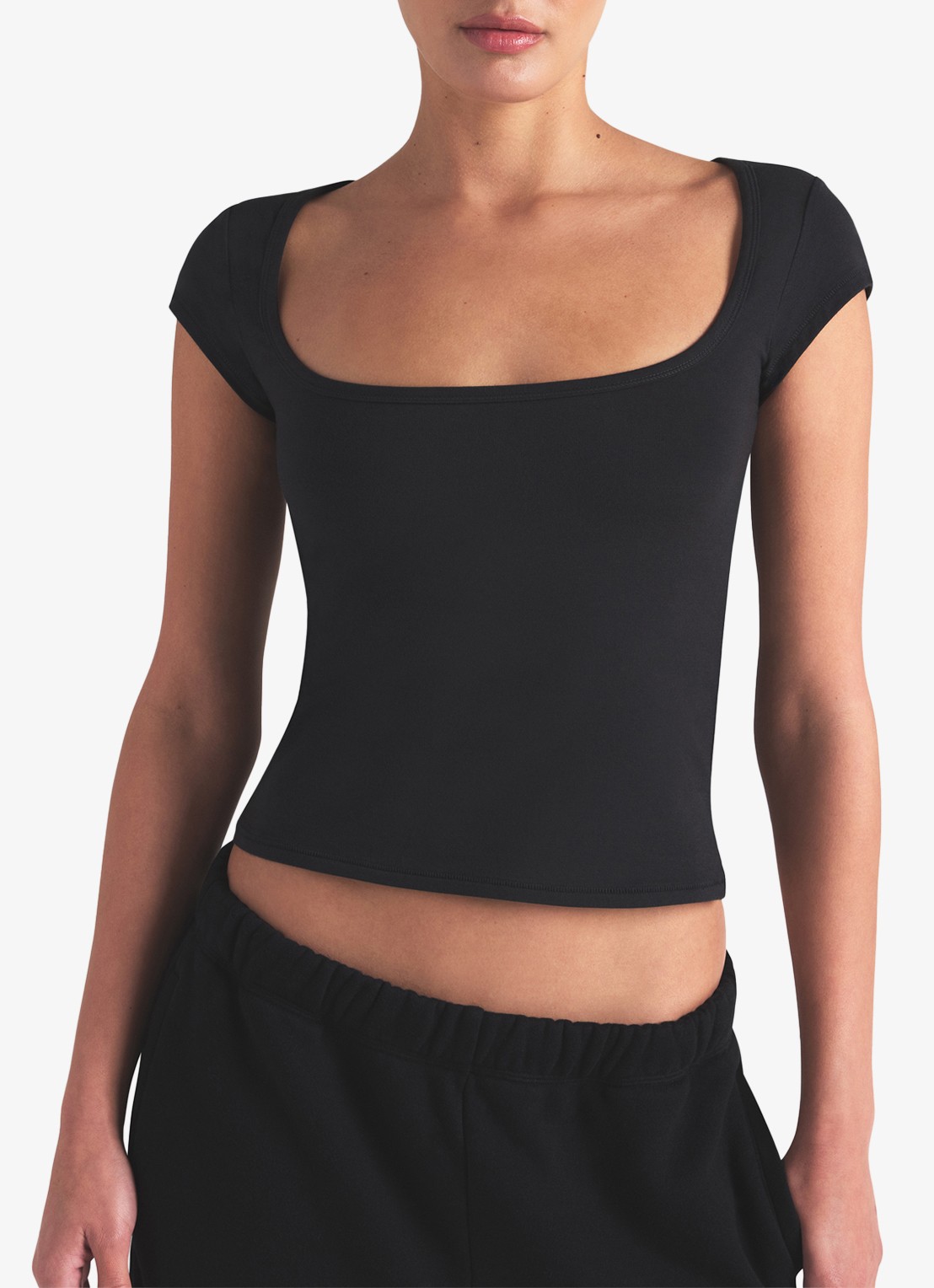 SKIMS Cotton Jersey t-shirt met rechthoekige hals - detail 2 zwart