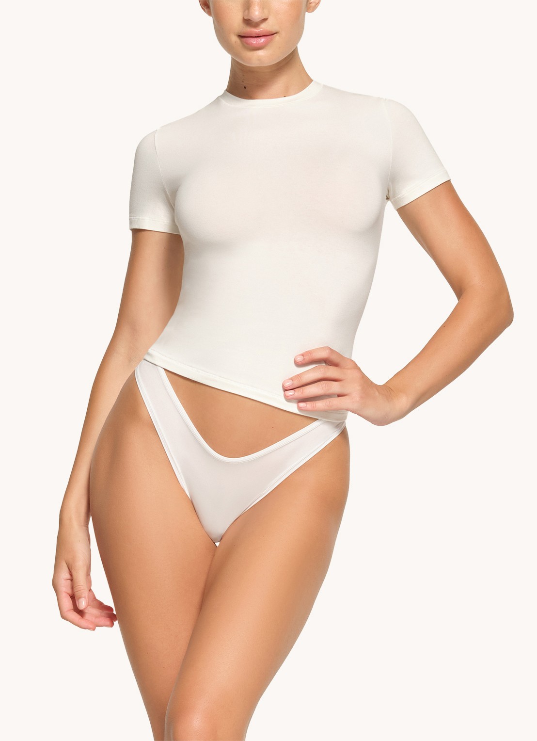 SKIMS Cotton Jersey T-shirt met ronde hals - detail gebroken wit