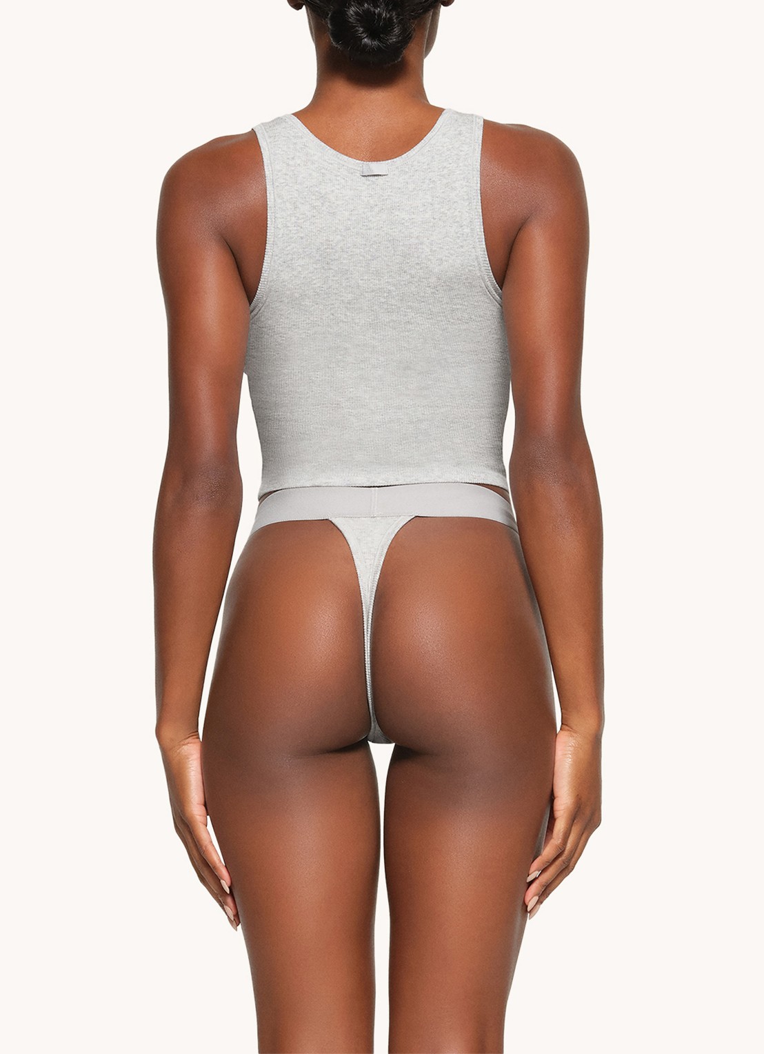 SKIMS Cotton Rib cropped tanktop met ribstructuur - achterkant 4 lichtgrijs