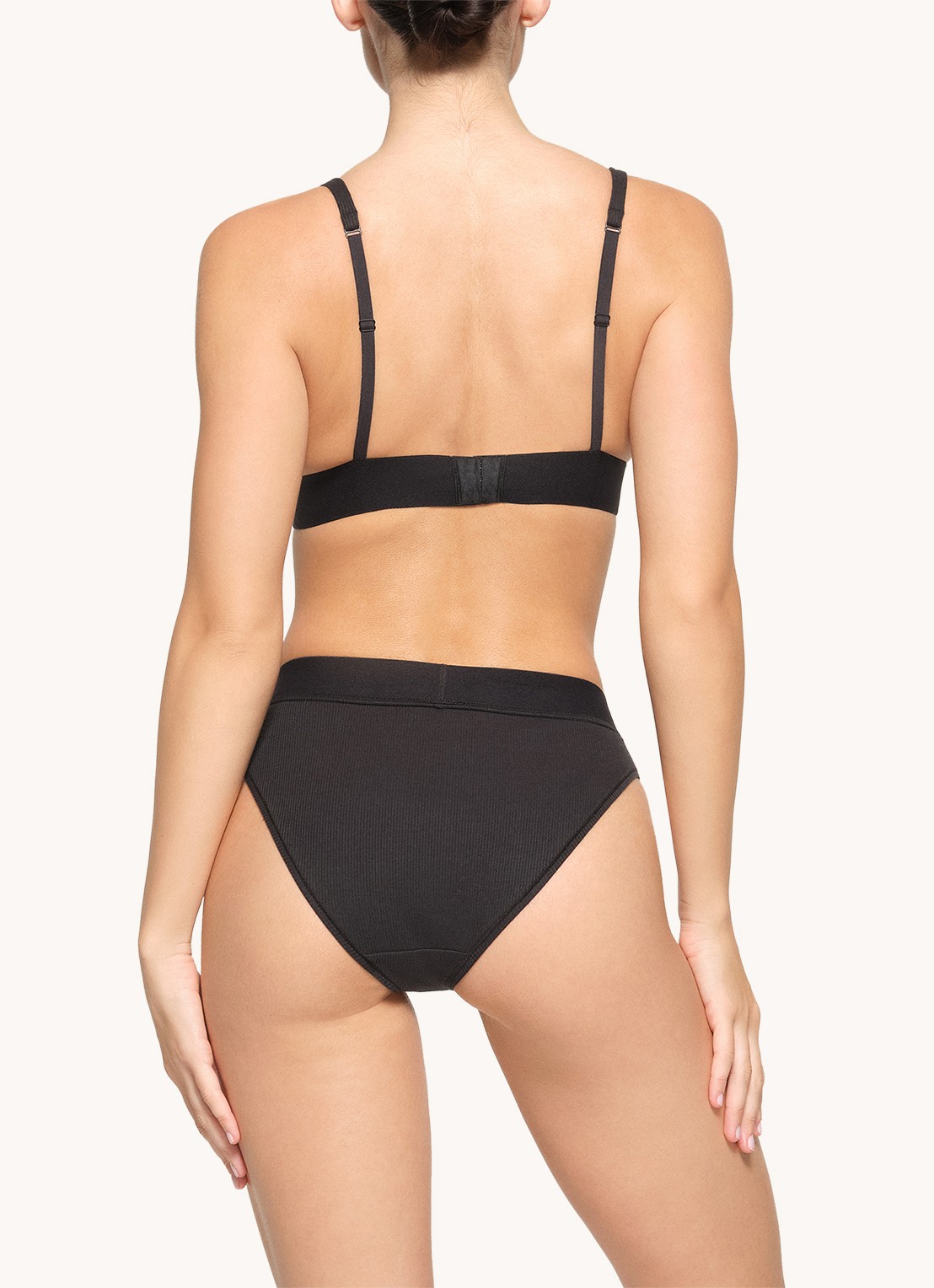 SKIMS Cotton Rib plunge bralette met ribstructuur - achterkant zwart