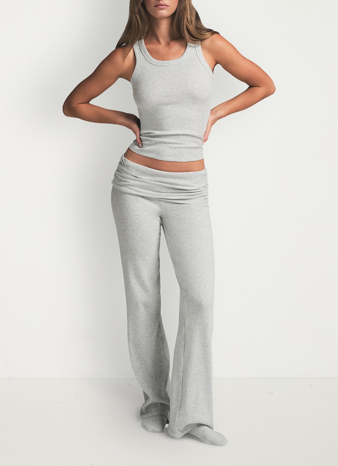 SKIMS Cotton Rib tanktop met ronde hals - voorkant 3 light heather grey
