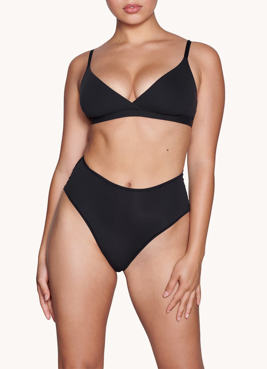 SKIMS Fits Everybody bralette zonder vulling - detail 2 zwart