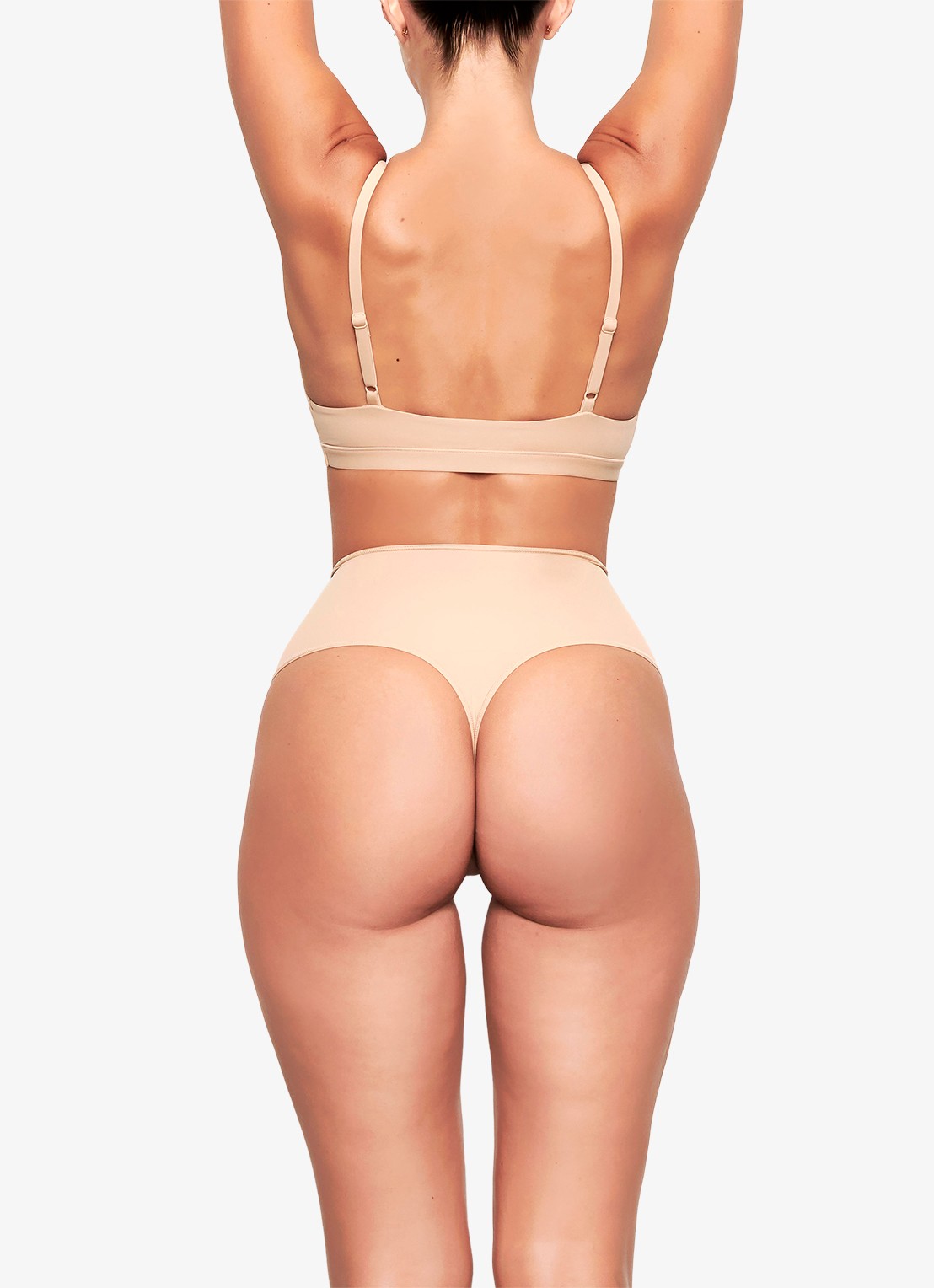 SKIMS Fits Everybody high waist string  - achterkant naturel