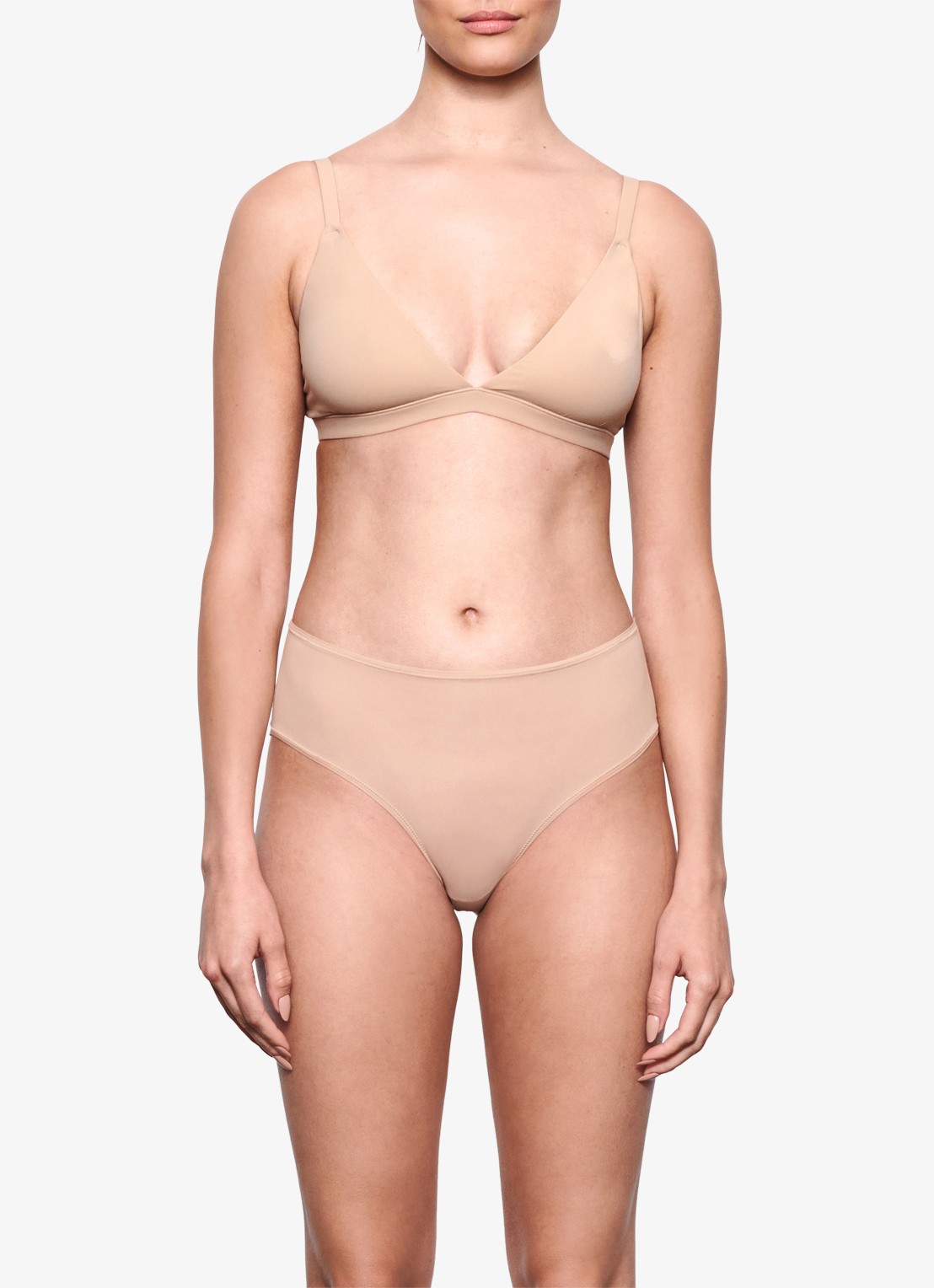SKIMS Fits Everybody slip - detail 3 naturel