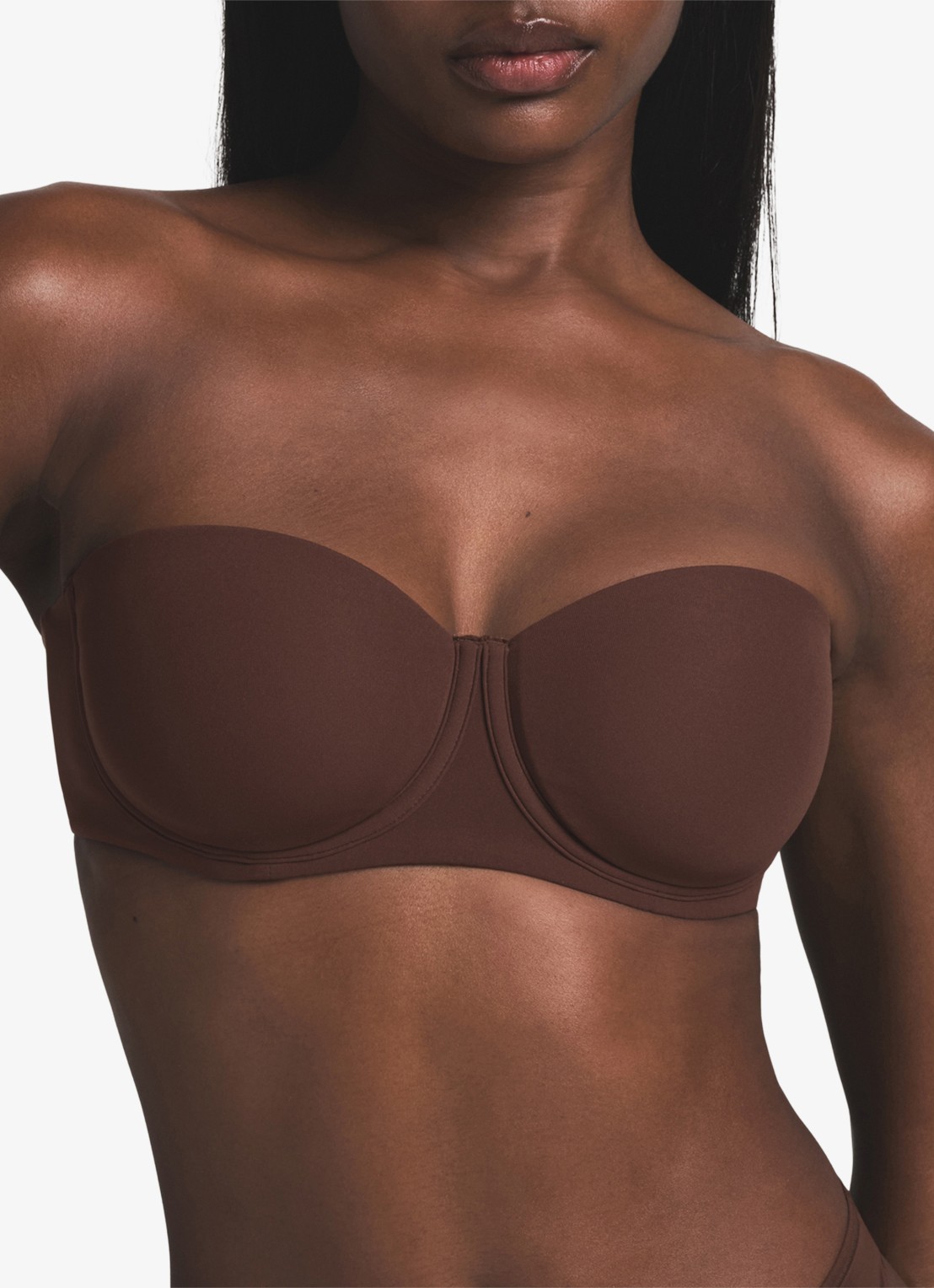 SKIMS Fits Everybody strapless bh  - detail cocoa
