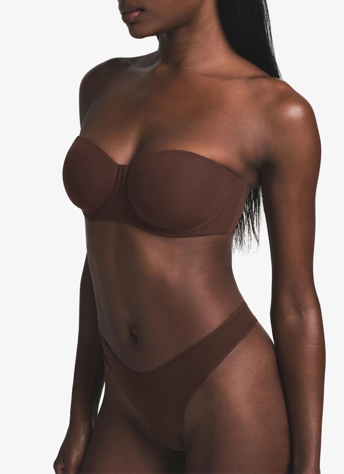 SKIMS Fits Everybody voorgevormde strapless bh met afneembare bandjes - detail 3 donkerbruin