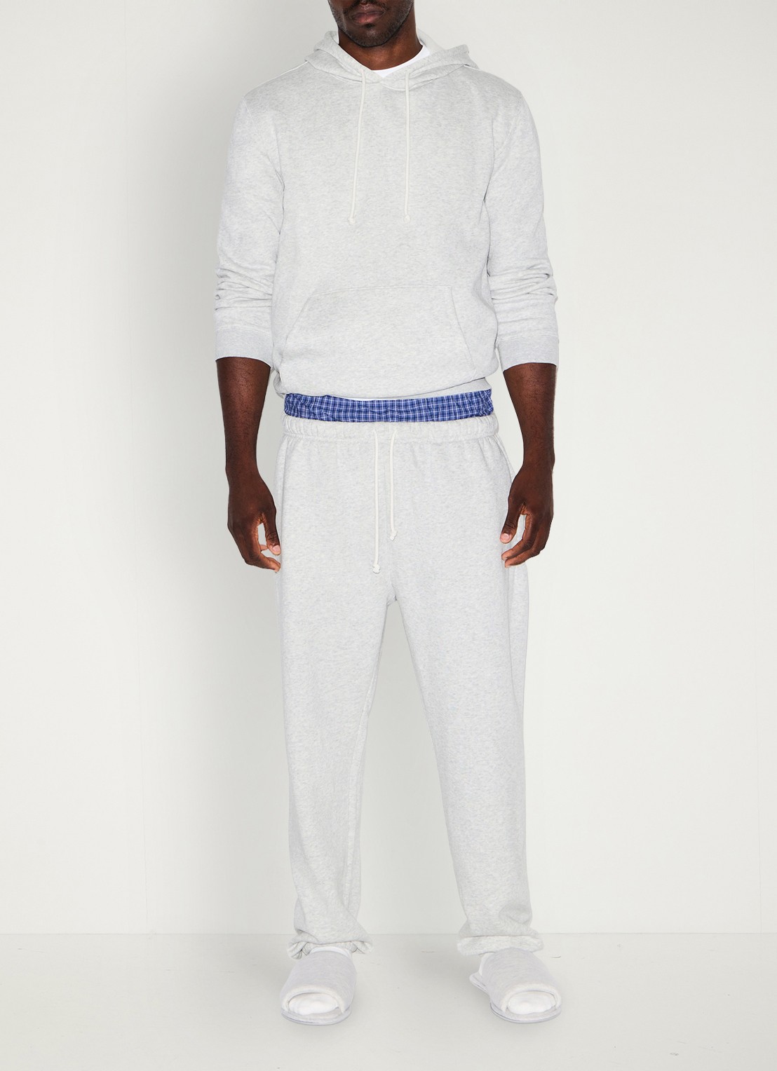 SKIMS Fleece Lounge joggingsbroek met steekzakken - detail 5 light heather grey