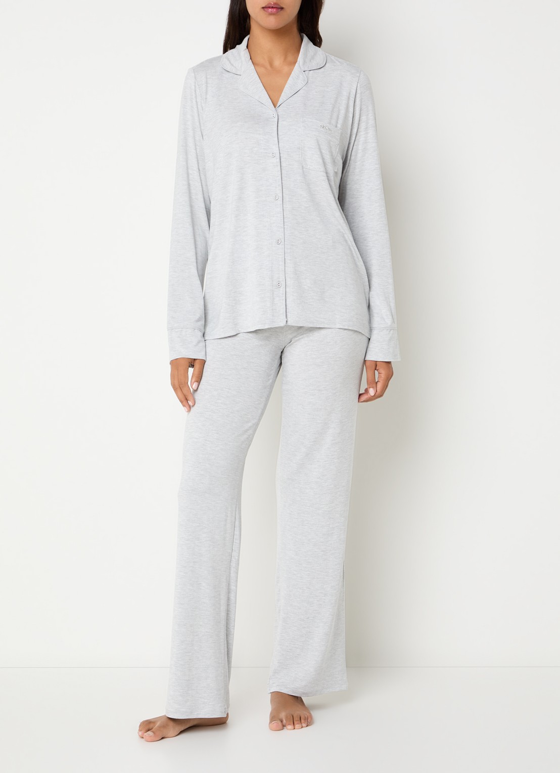 SKIMS Pyjamaset met logo - detail 3 lichtgrijs