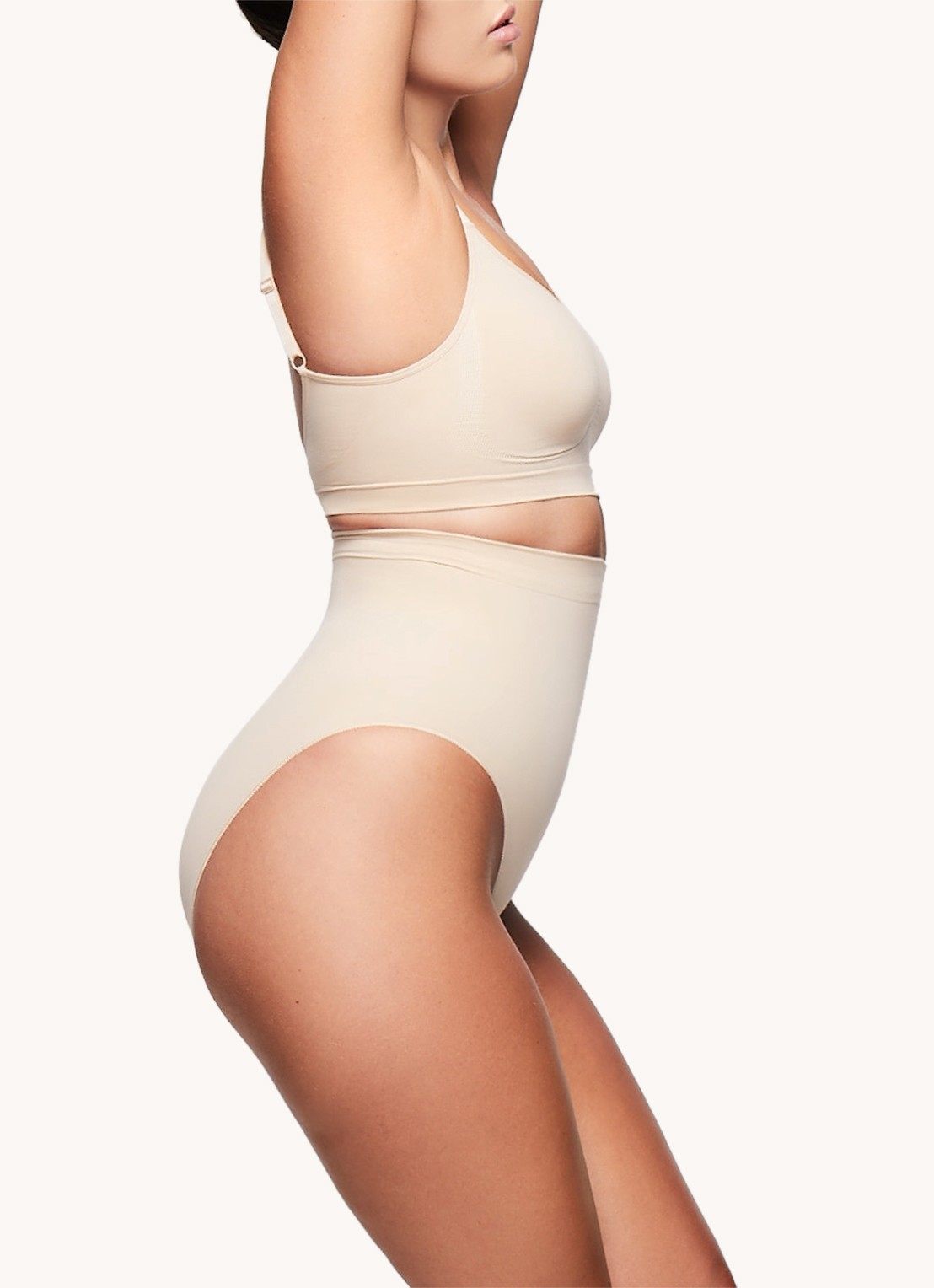SKIMS Seamless Sculpt bralette met plooidetail - detail 2 beige