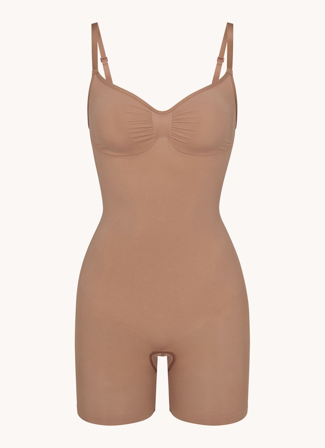 SKIMS Seamless Sculpt corrigerende body met plooidetail - voorkant 3 lichtbruin