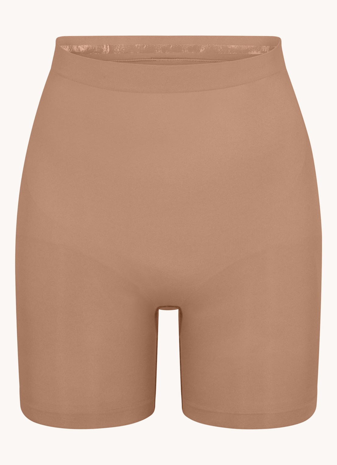 SKIMS Seamless Sculpt high waisted corrigerende short - voorkant 2 lichtbruin