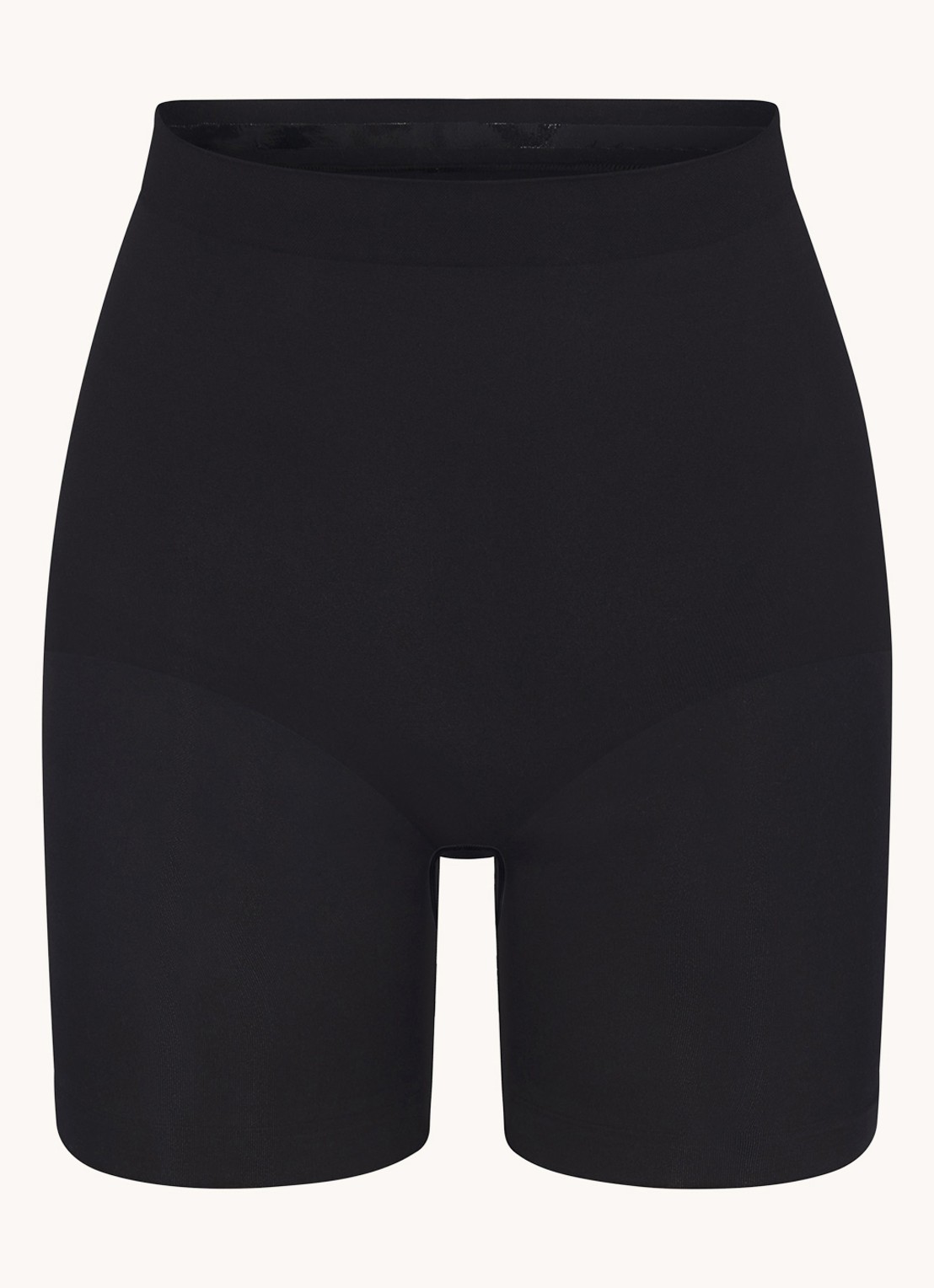 SKIMS Seamless Sculpt mid waisted corrigerende short - voorkant 4 zwart